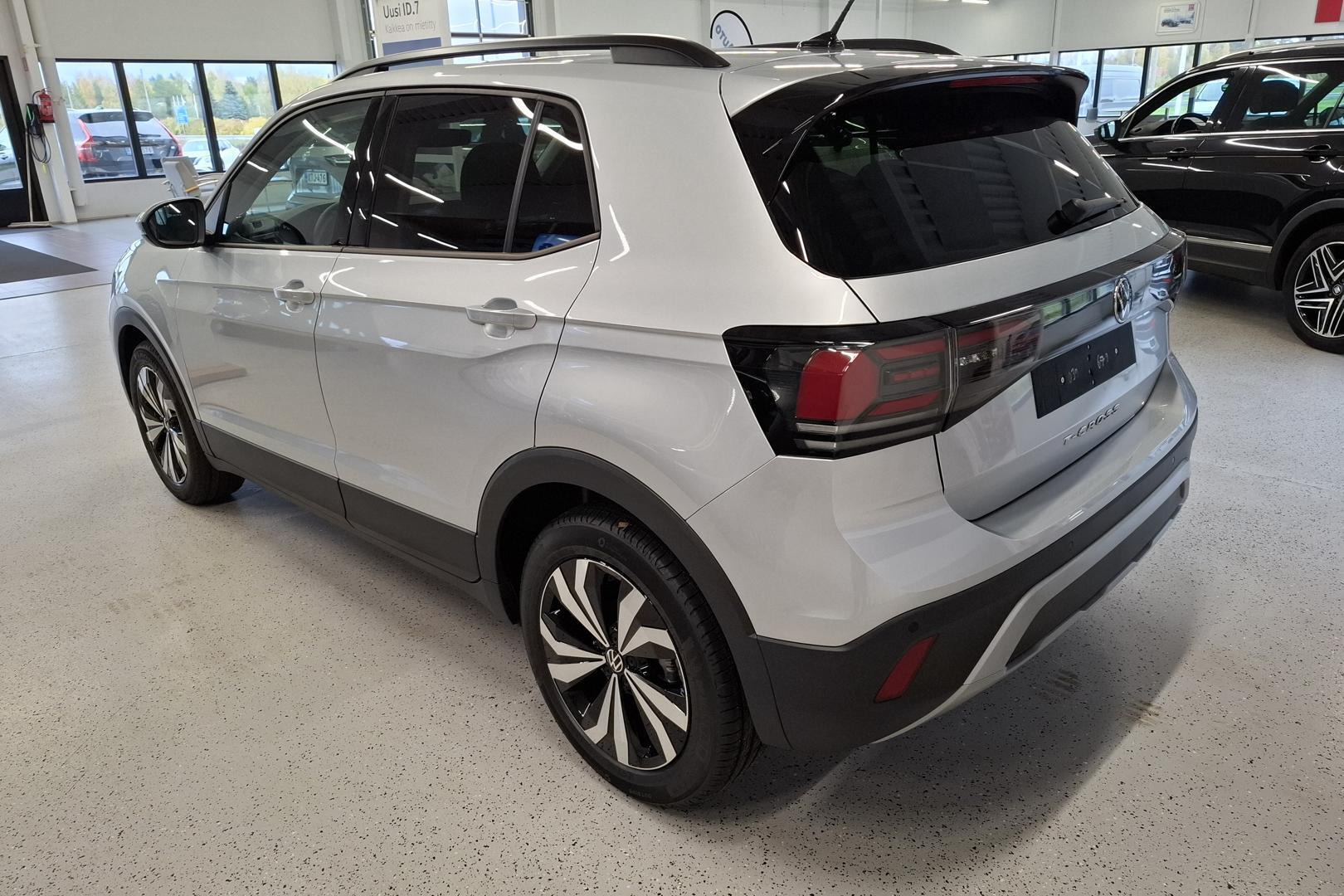 VOLKSWAGEN T-Cross 2