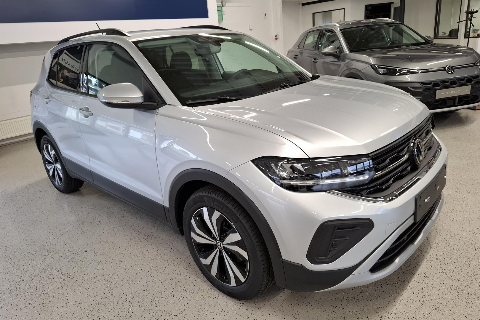 VOLKSWAGEN T-Cross 4