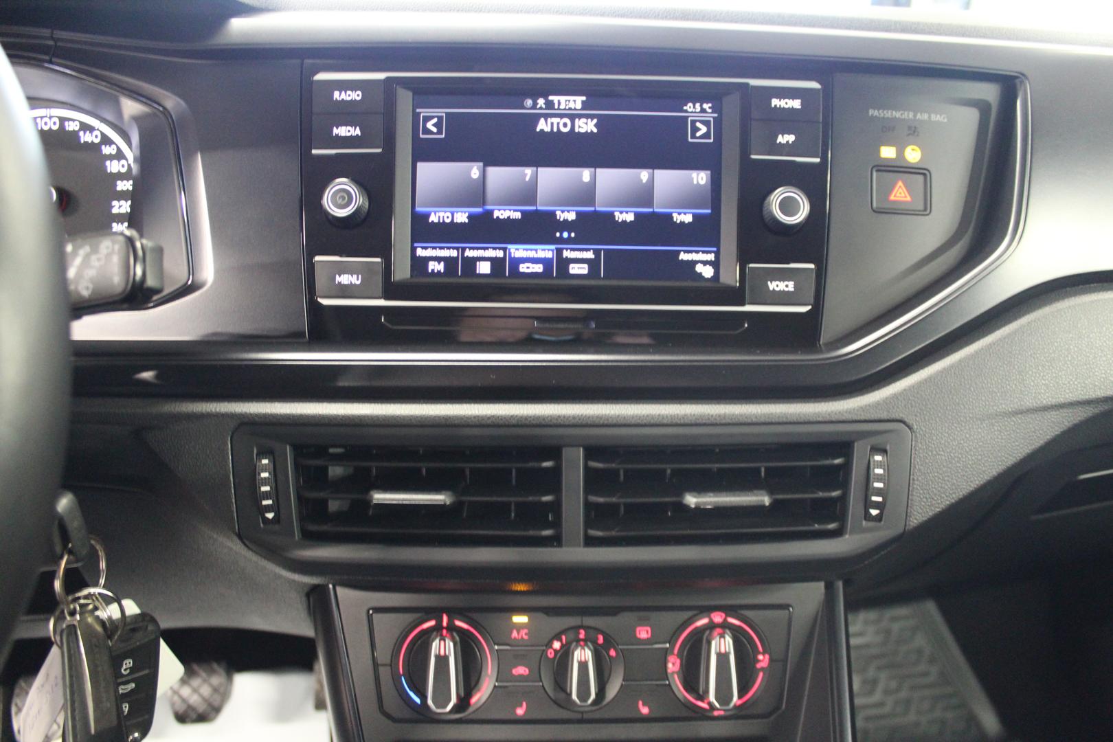 VOLKSWAGEN Polo 2021