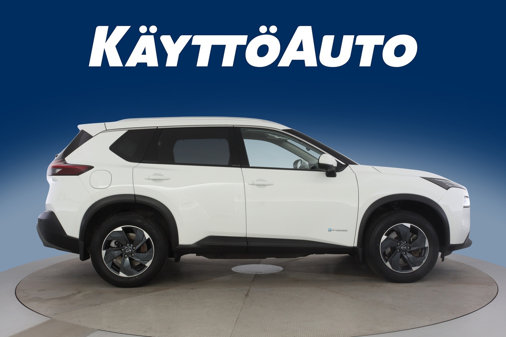 NISSAN X-Trail 2025