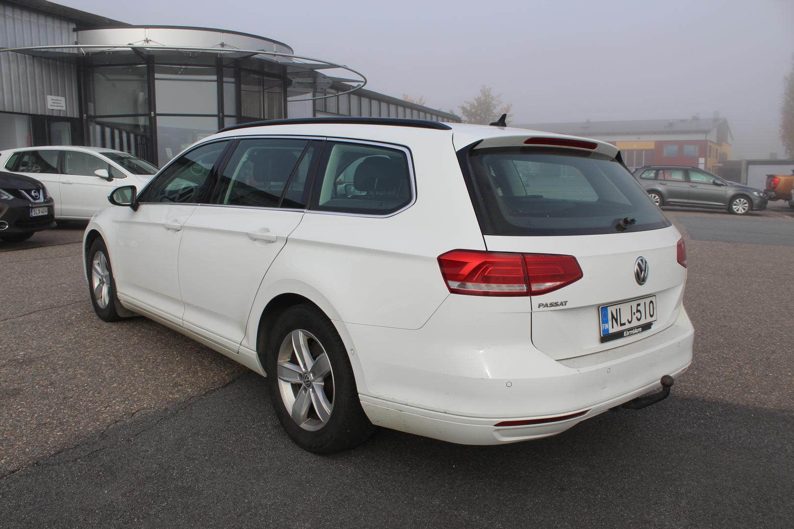 VOLKSWAGEN Passat 2019