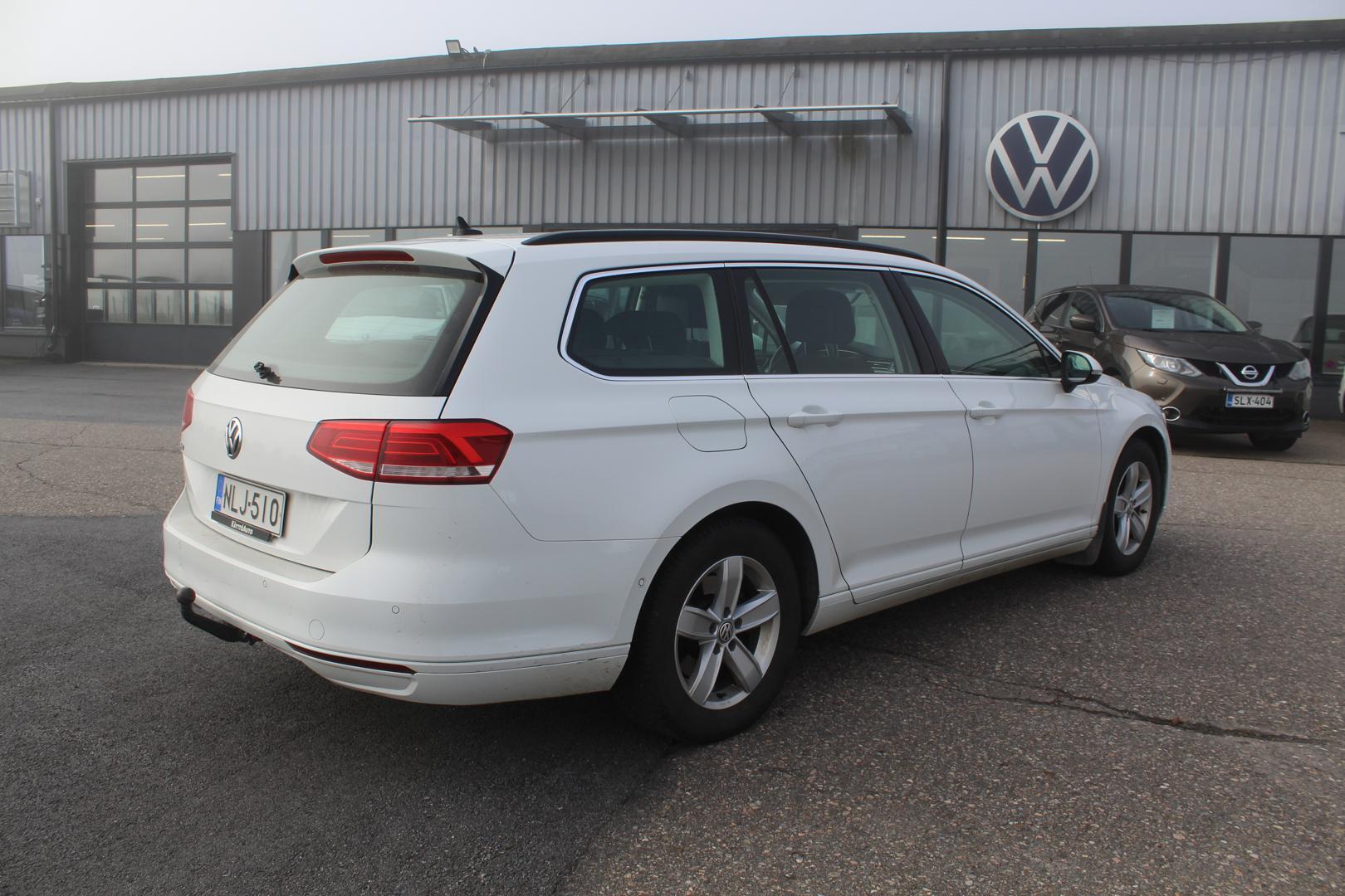 VOLKSWAGEN Passat 2019