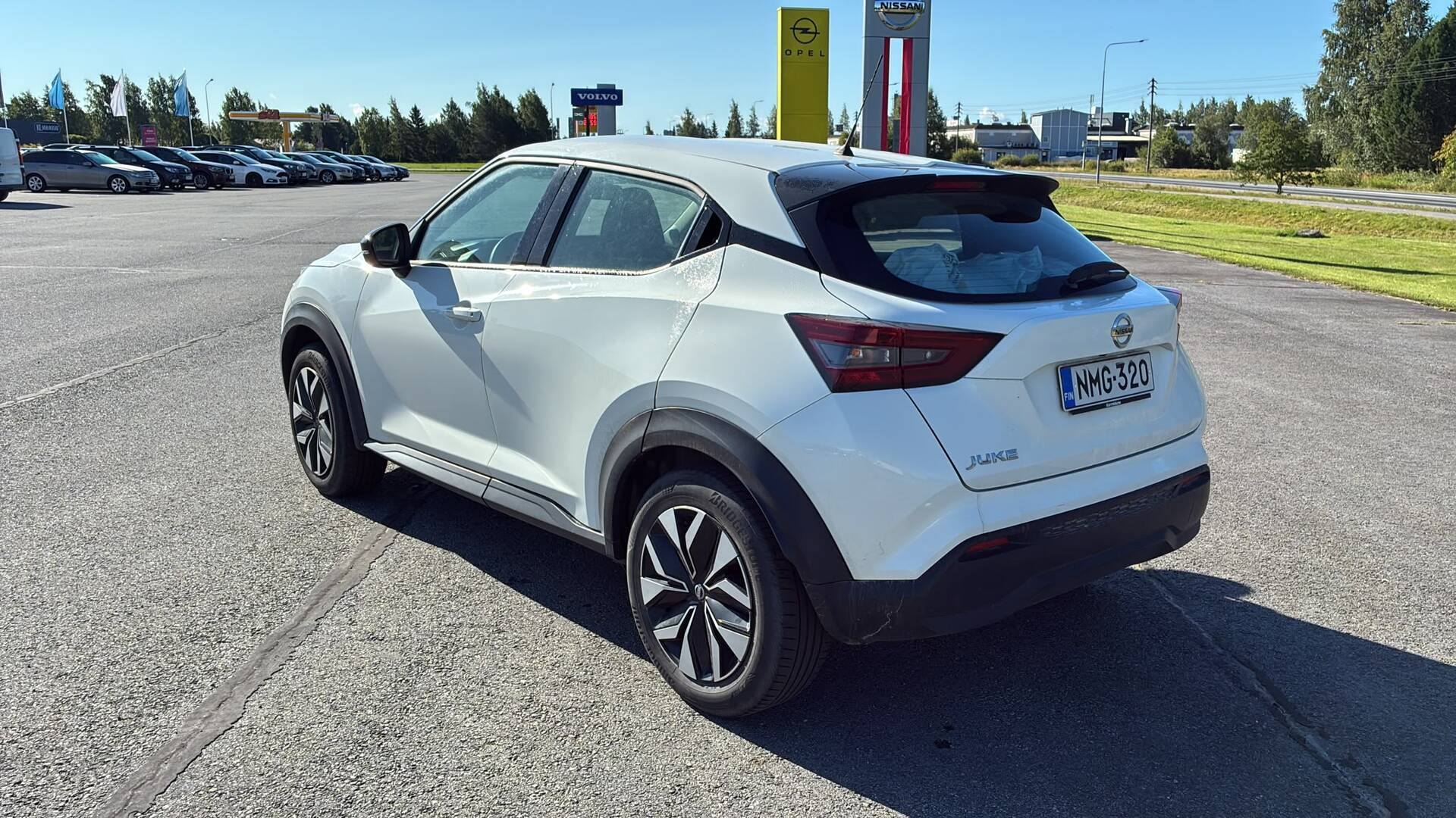 NISSAN Juke 2021