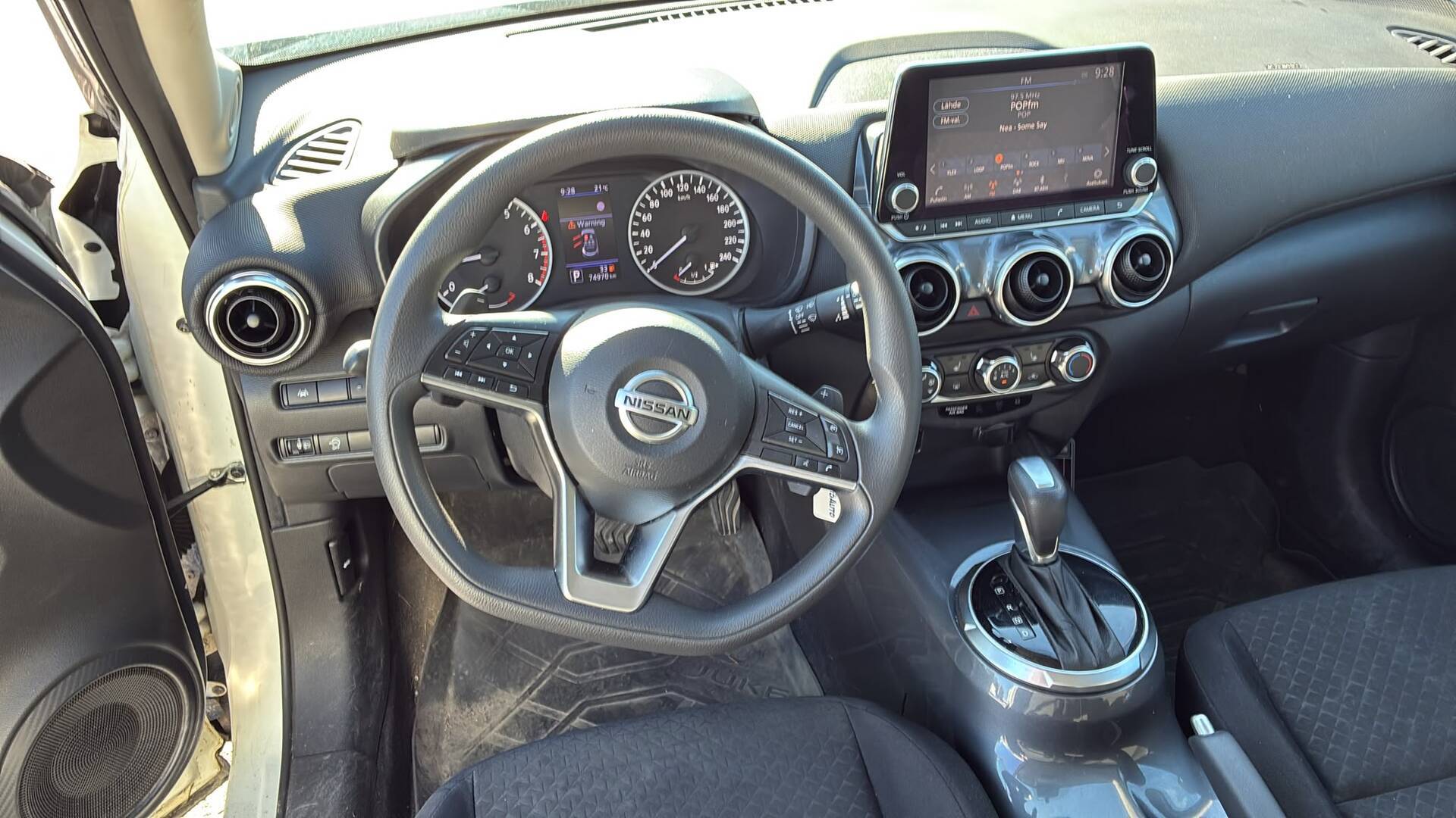 NISSAN Juke 2021