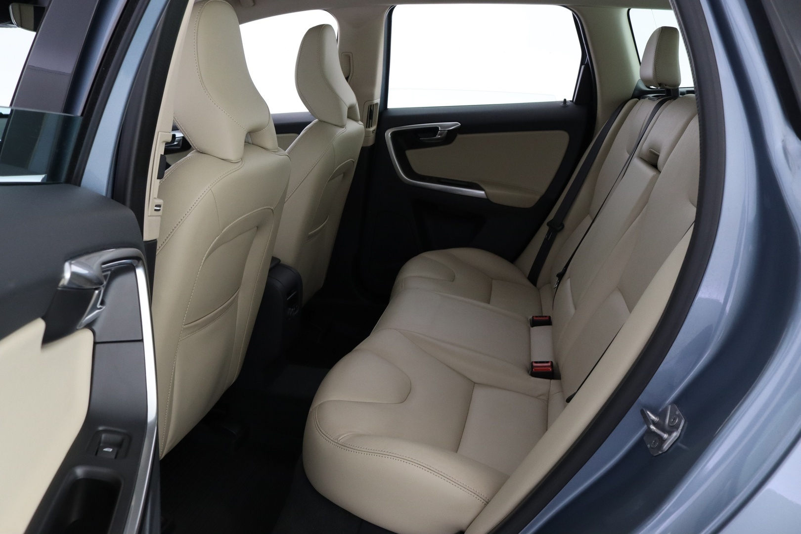 VOLVO XC60 2017