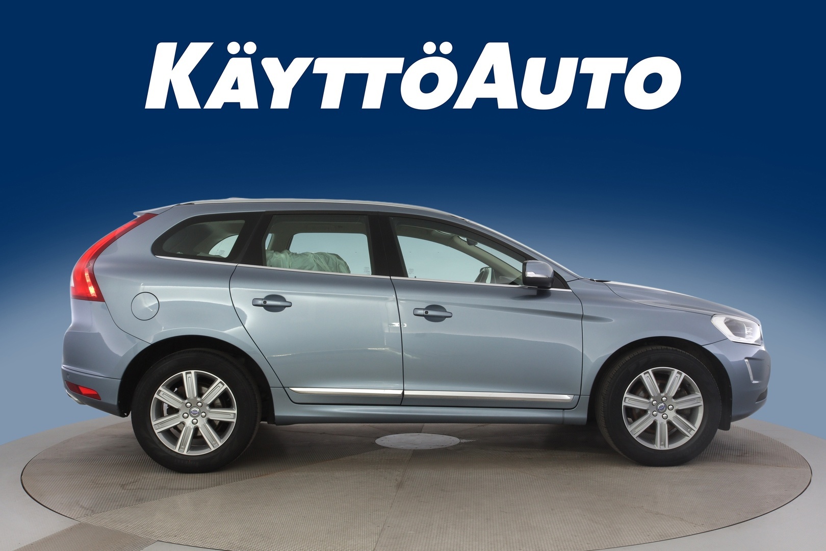VOLVO XC60 2017