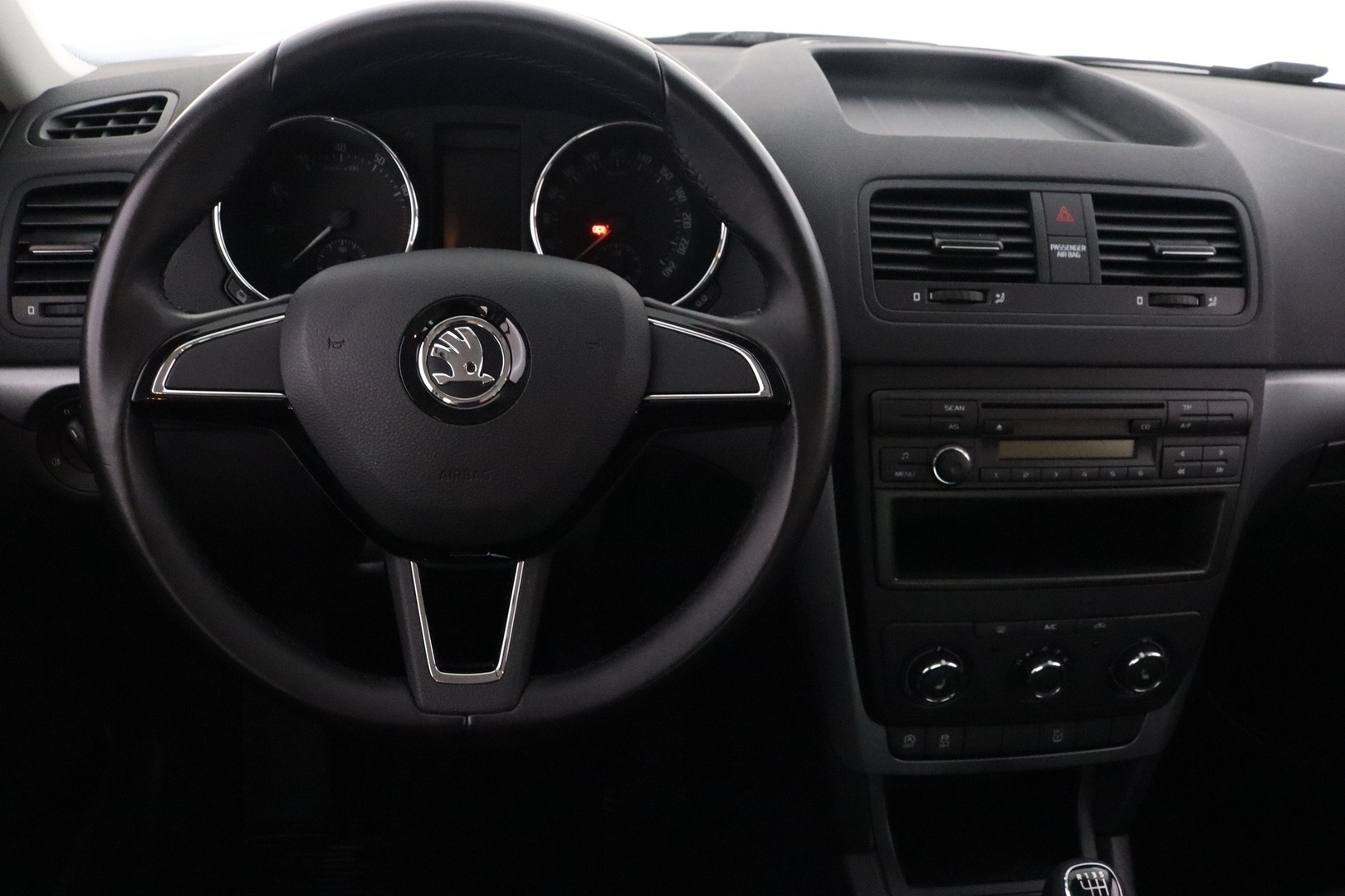 SKODA Yeti 2016