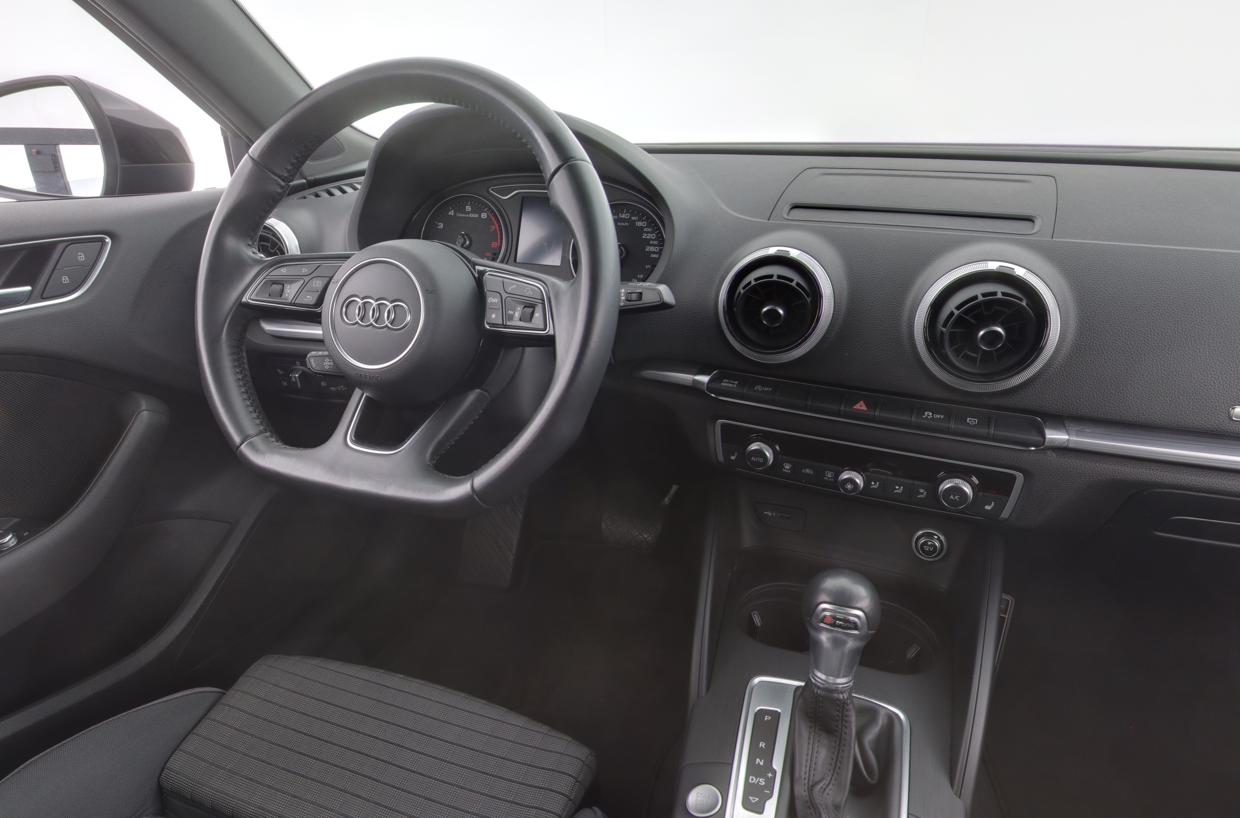 AUDI A3 2018