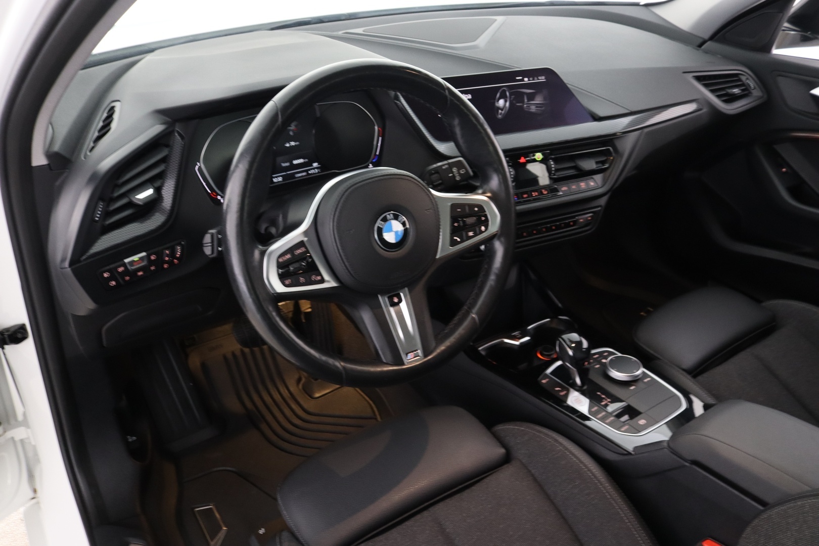 BMW 118 2021