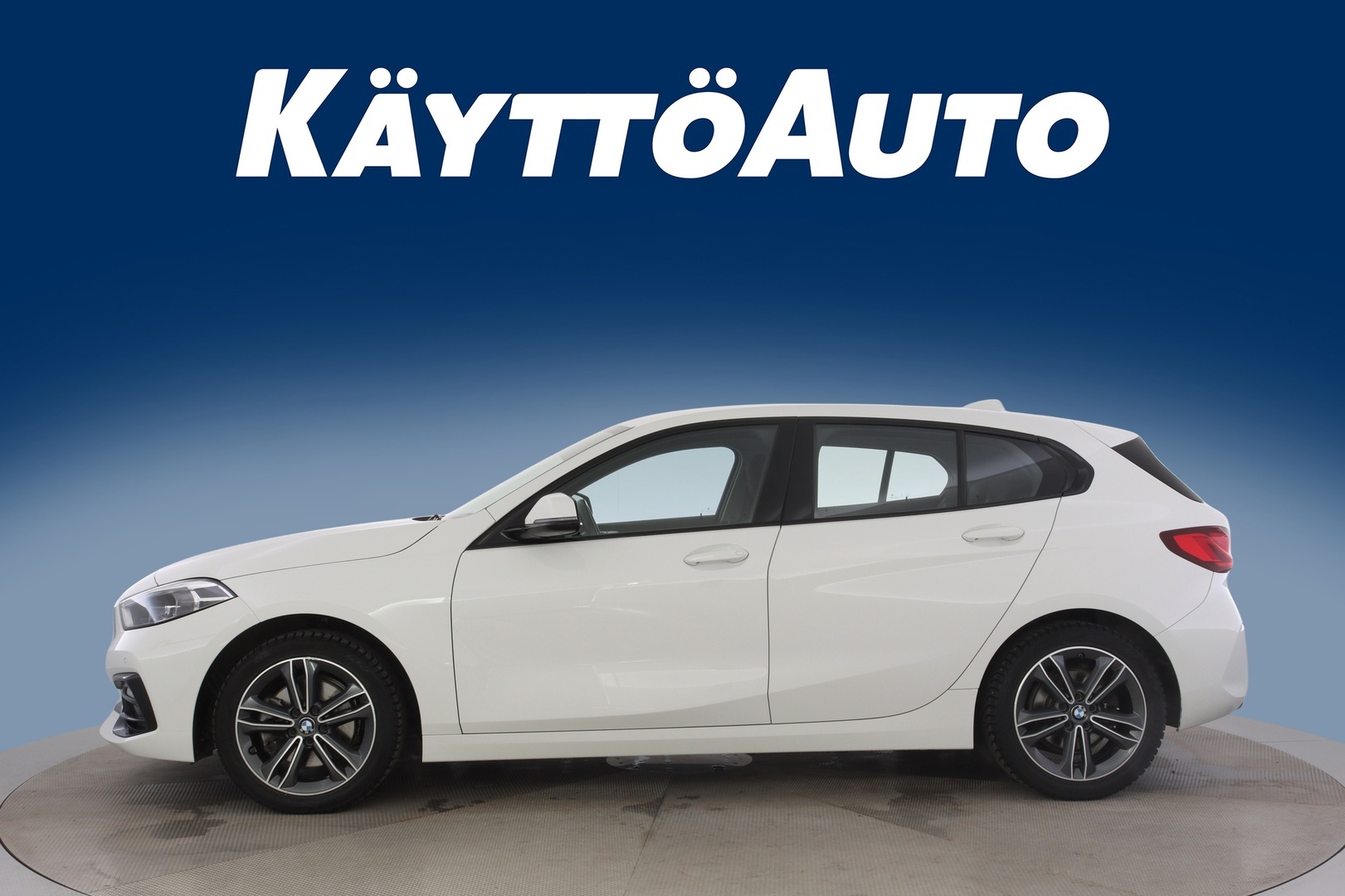 BMW 118 2021