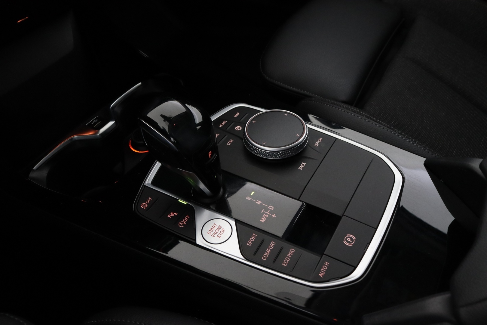 BMW 118 2021