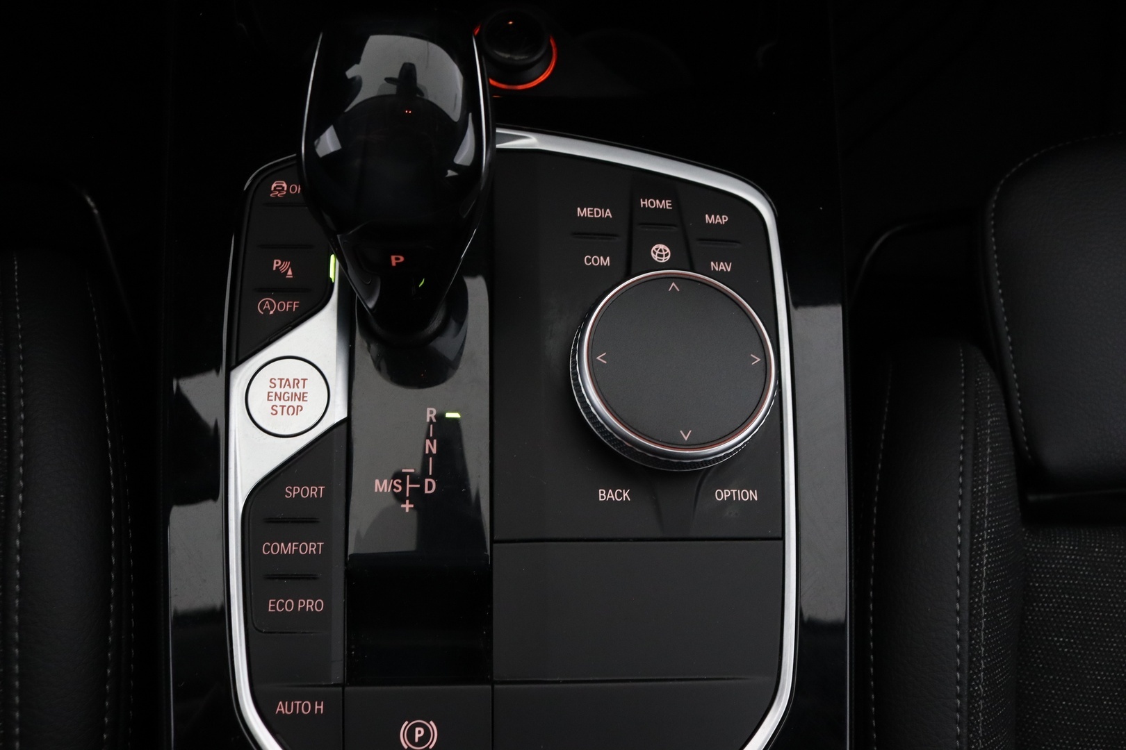 BMW 118 2021