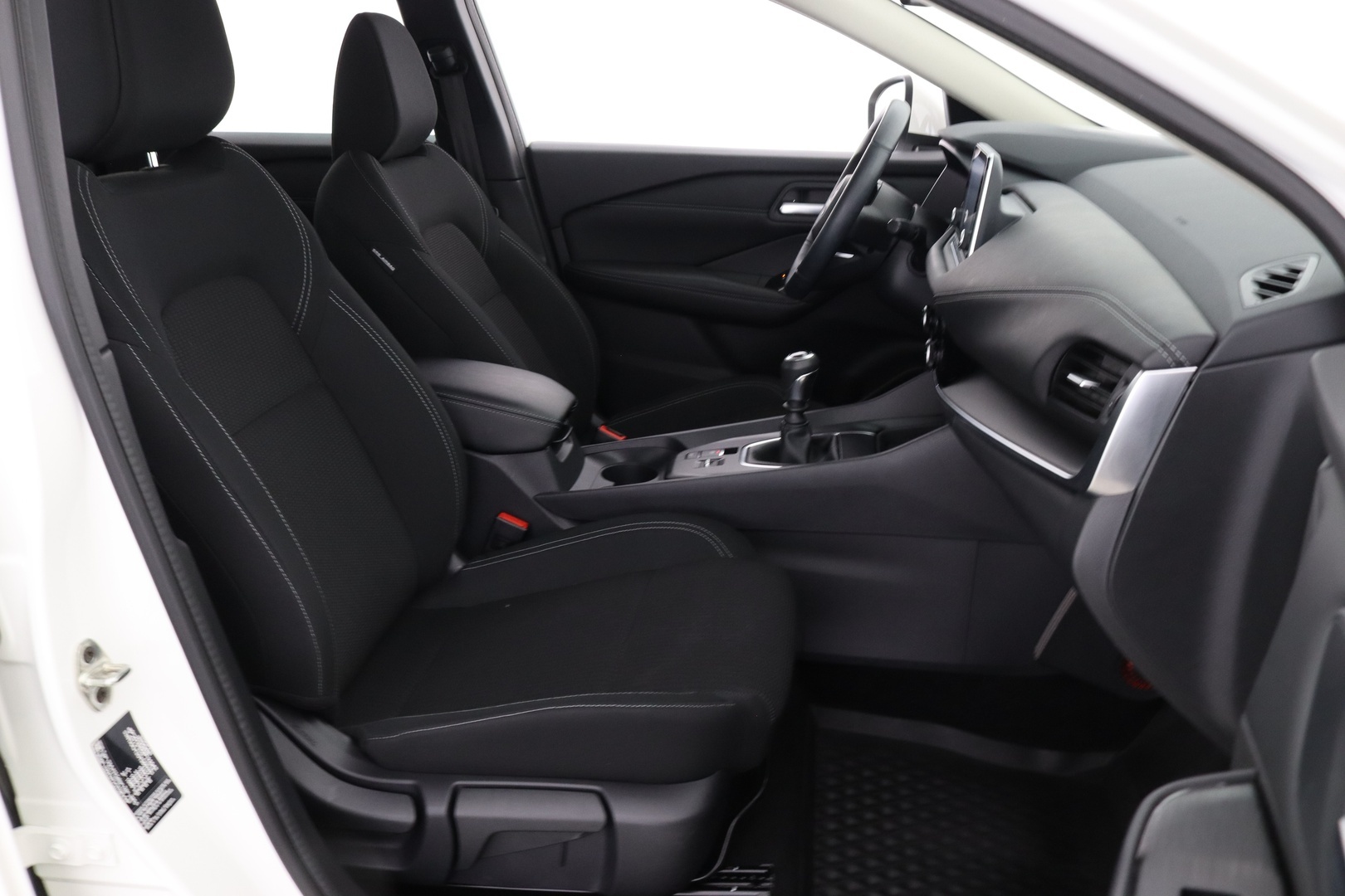 NISSAN Qashqai 2023
