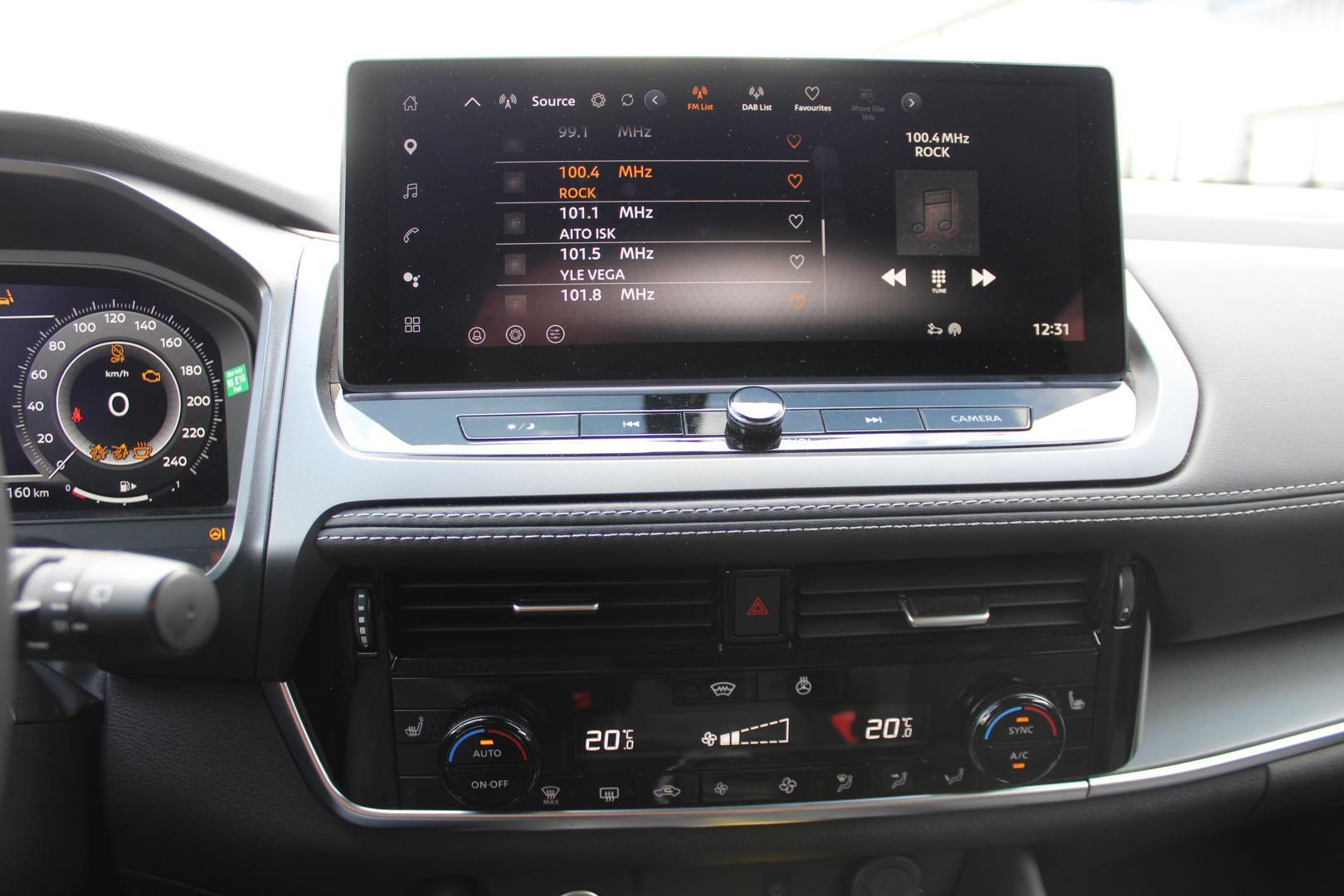 NISSAN Qashqai 2025