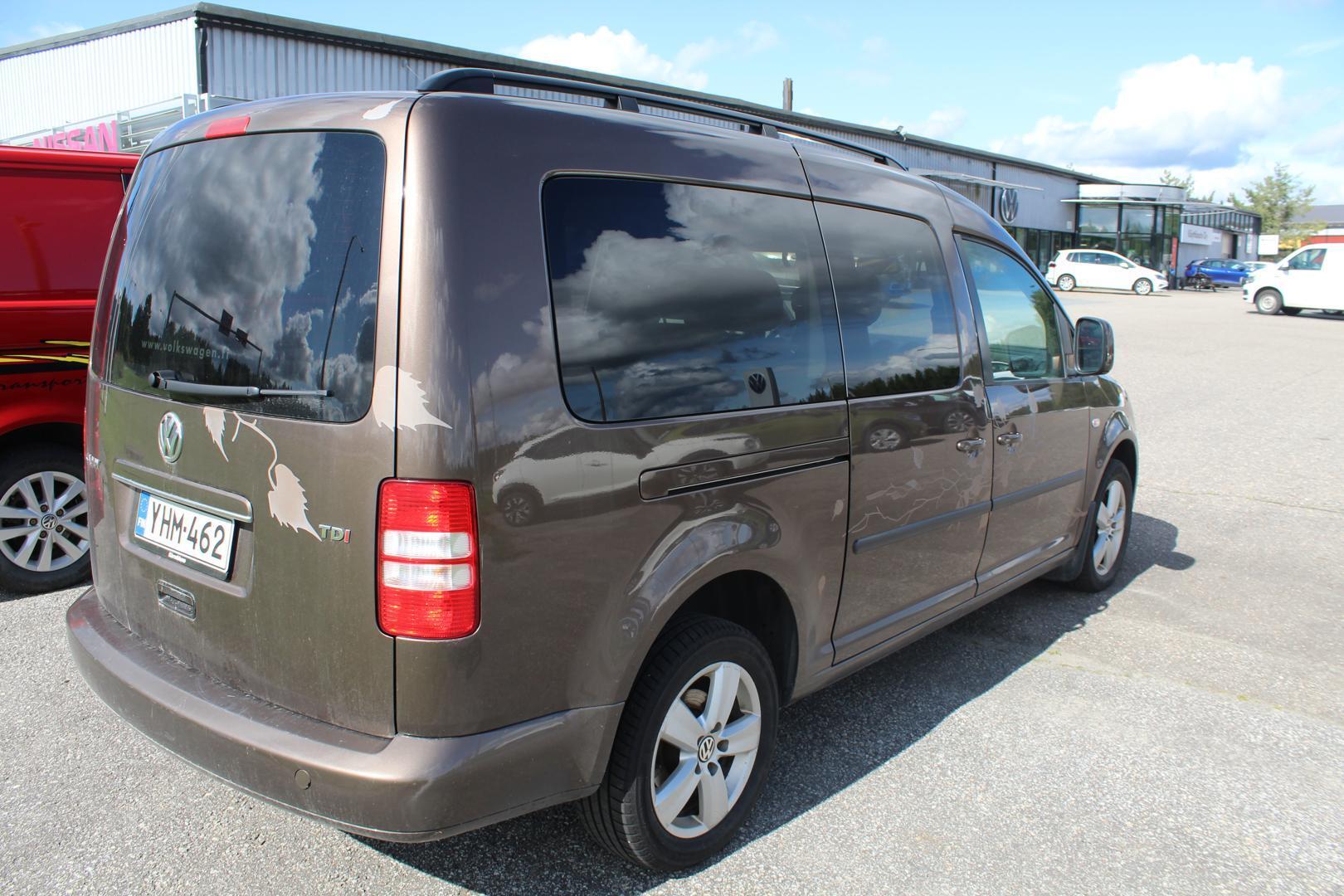 VOLKSWAGEN Caddy Maxi 2011