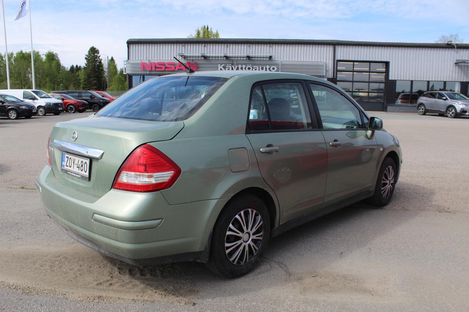 NISSAN Tiida 2008