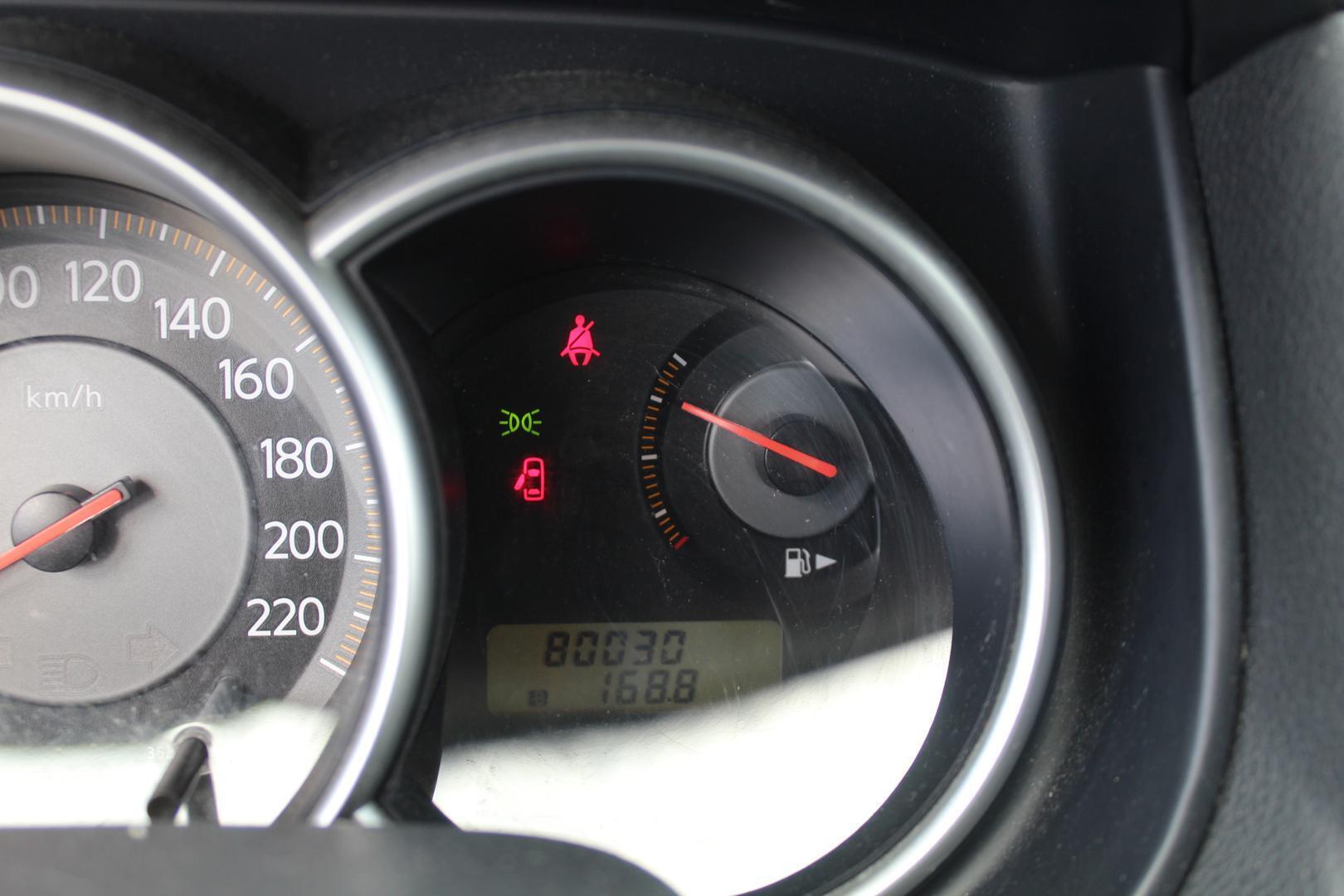 NISSAN Tiida 2008