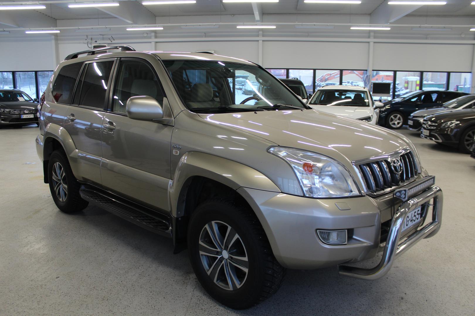 TOYOTA Land Cruiser 2004