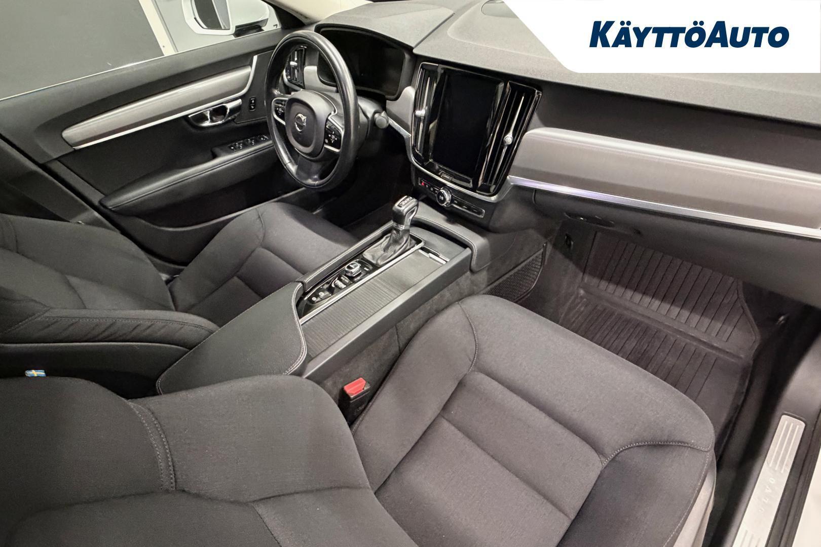 VOLVO S90 2016