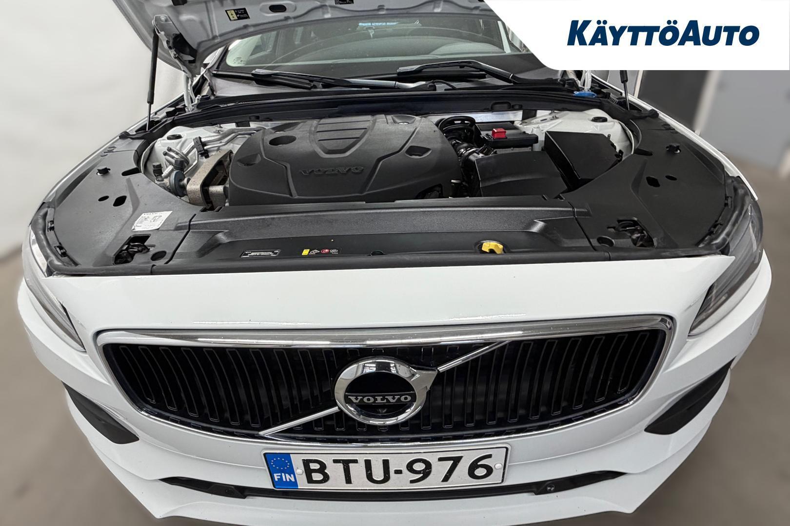VOLVO S90 2016