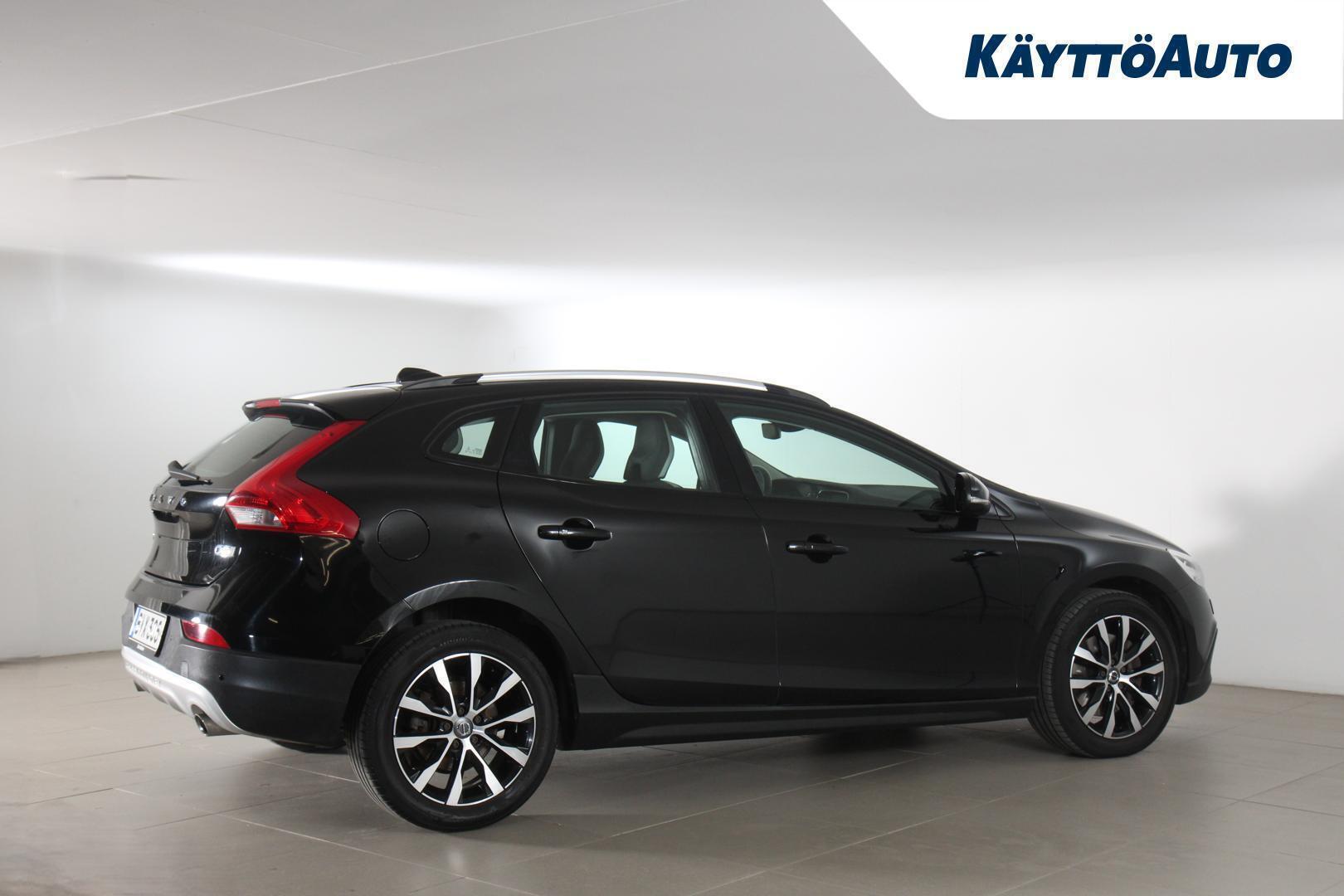 VOLVO V40 Cross Country 2019