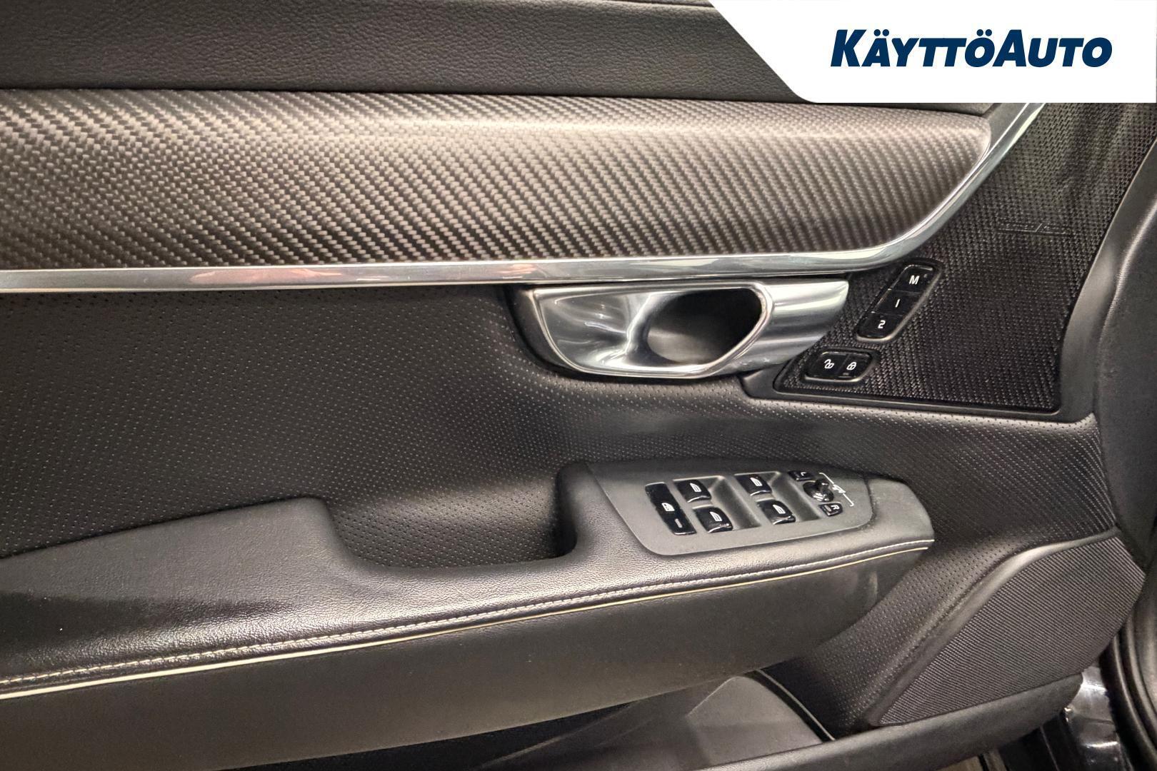 VOLVO S90 2019