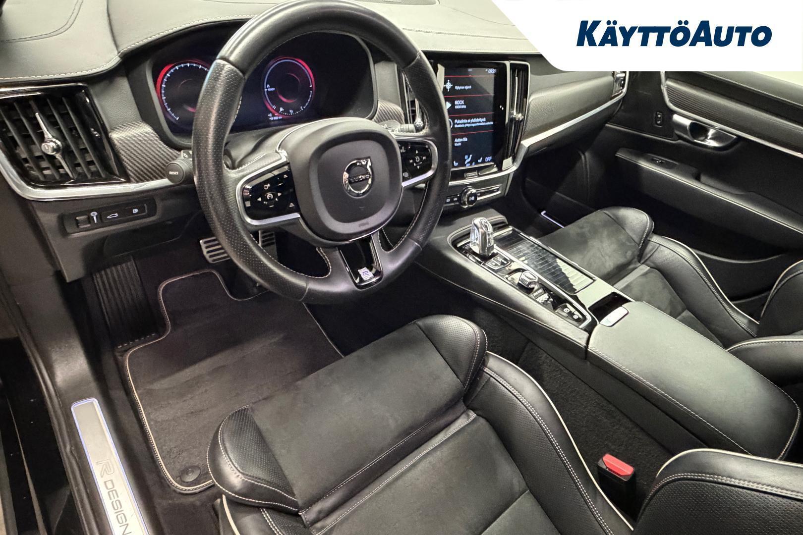 VOLVO S90 2019