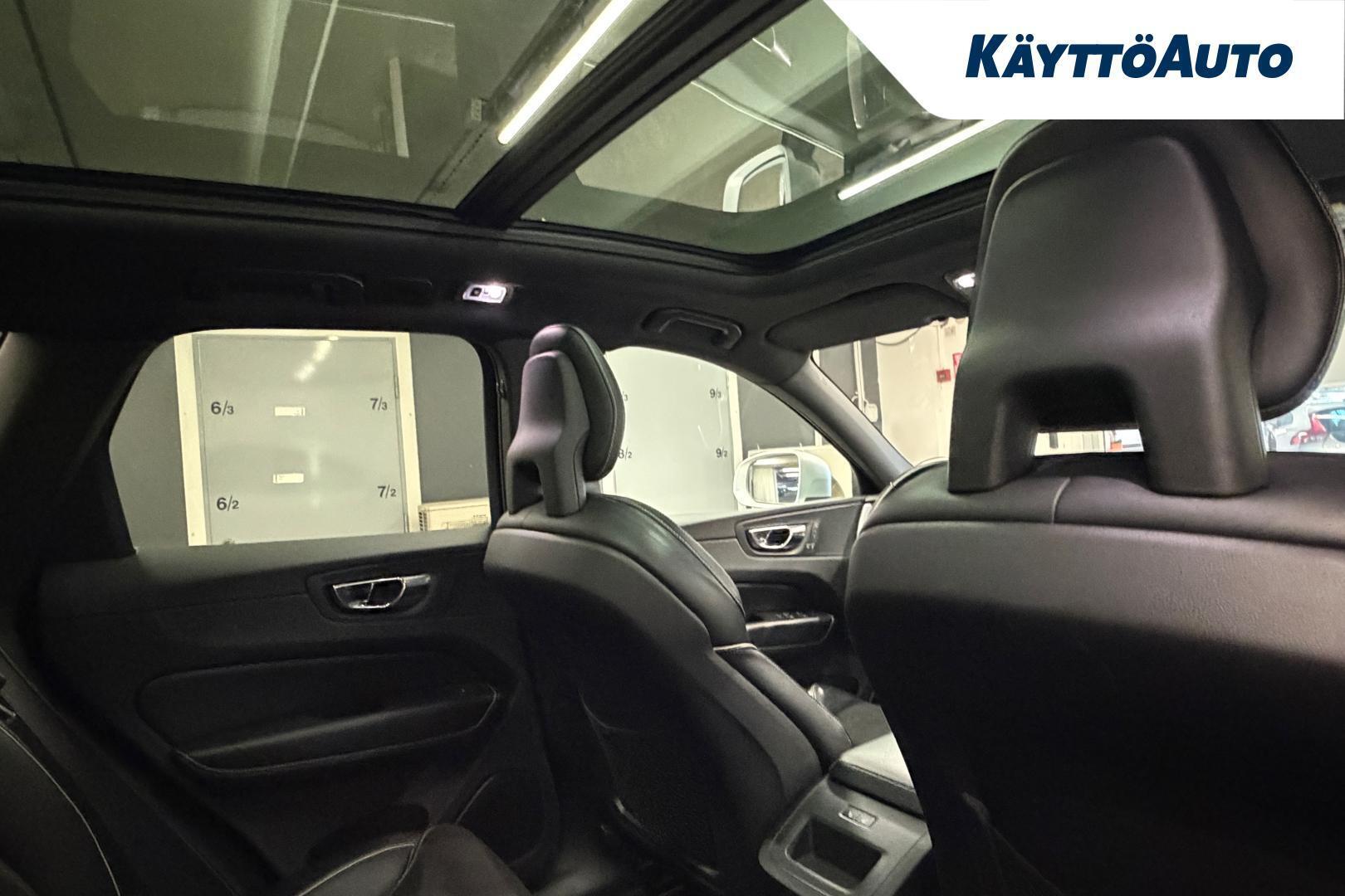 VOLVO XC60 2018