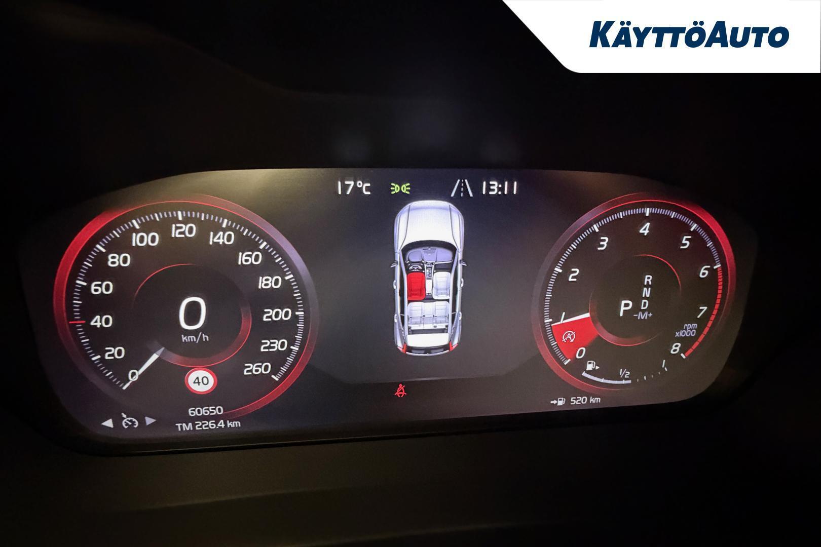 VOLVO XC40 2019