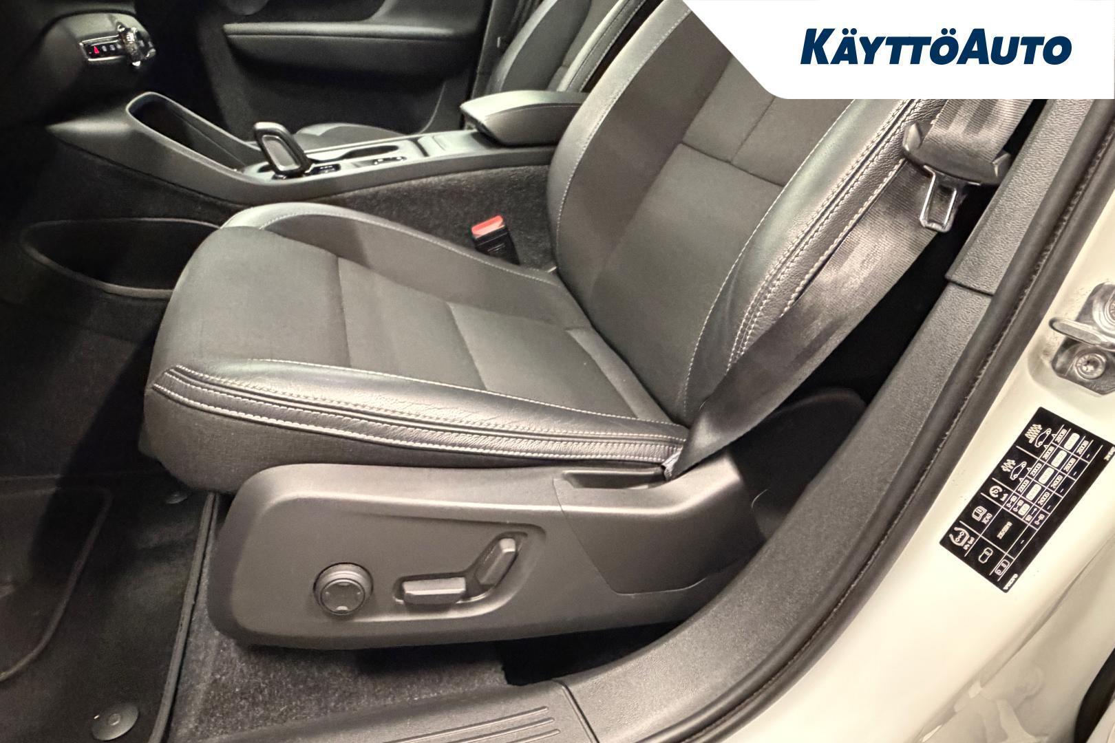 VOLVO XC40 2019