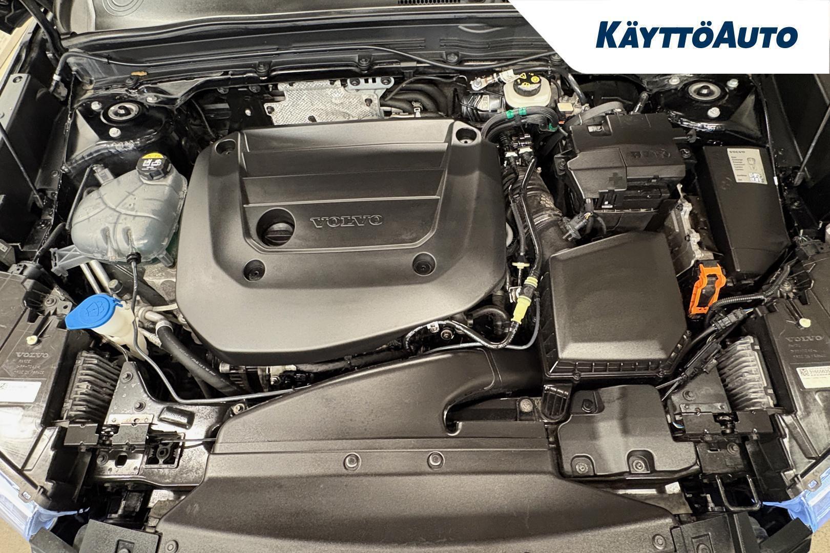 VOLVO XC40 2020