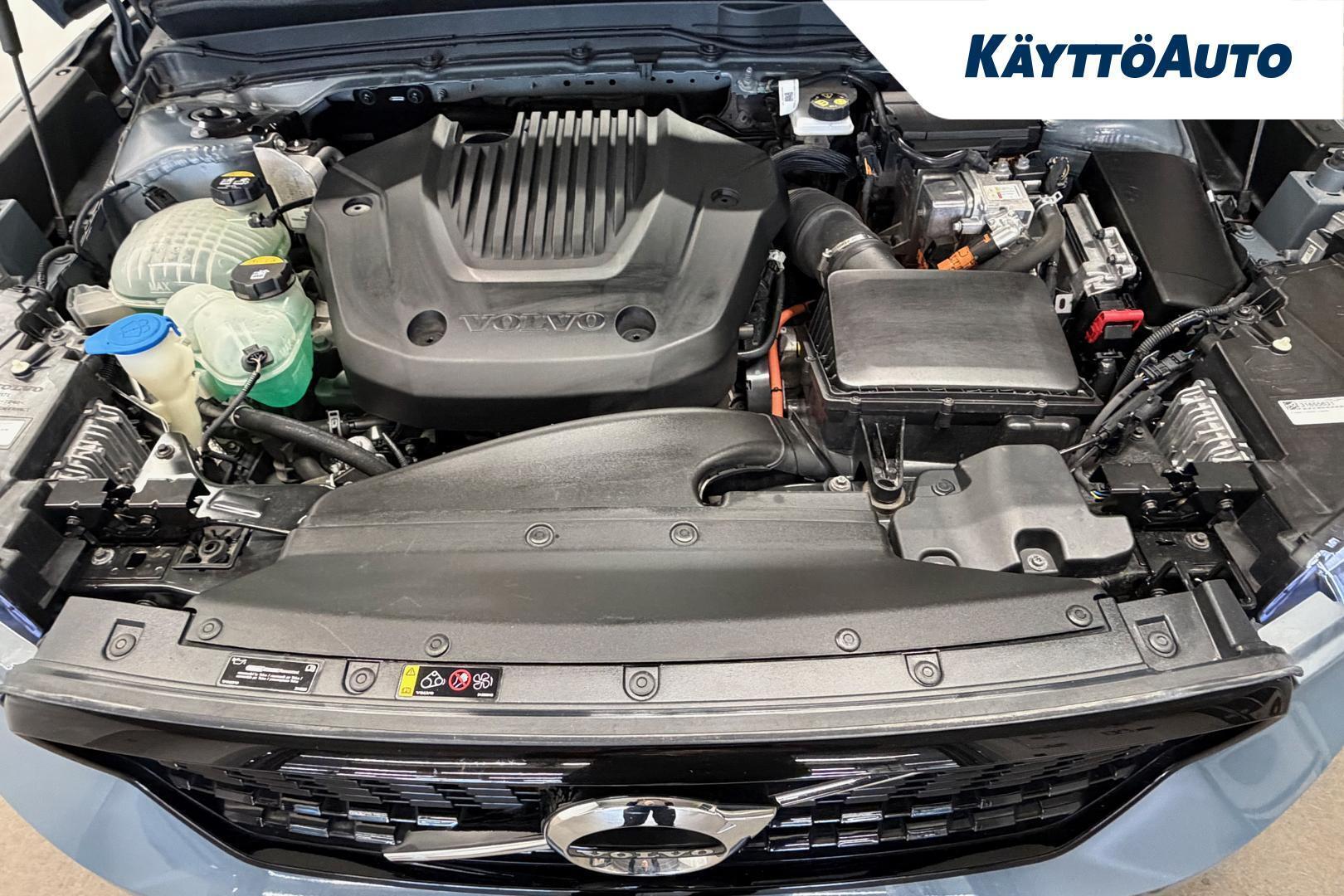 VOLVO XC40 2020