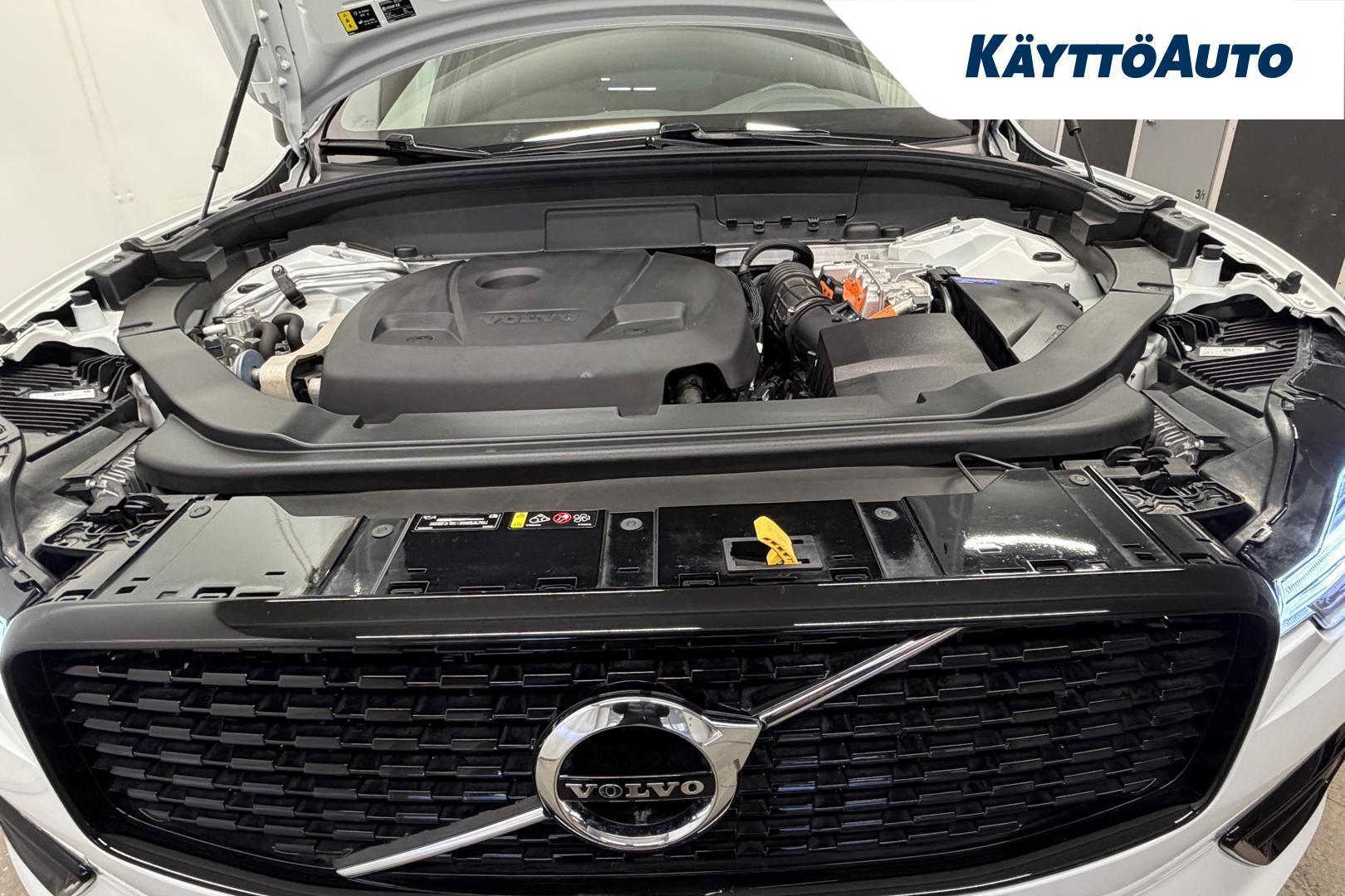 VOLVO XC60 2021
