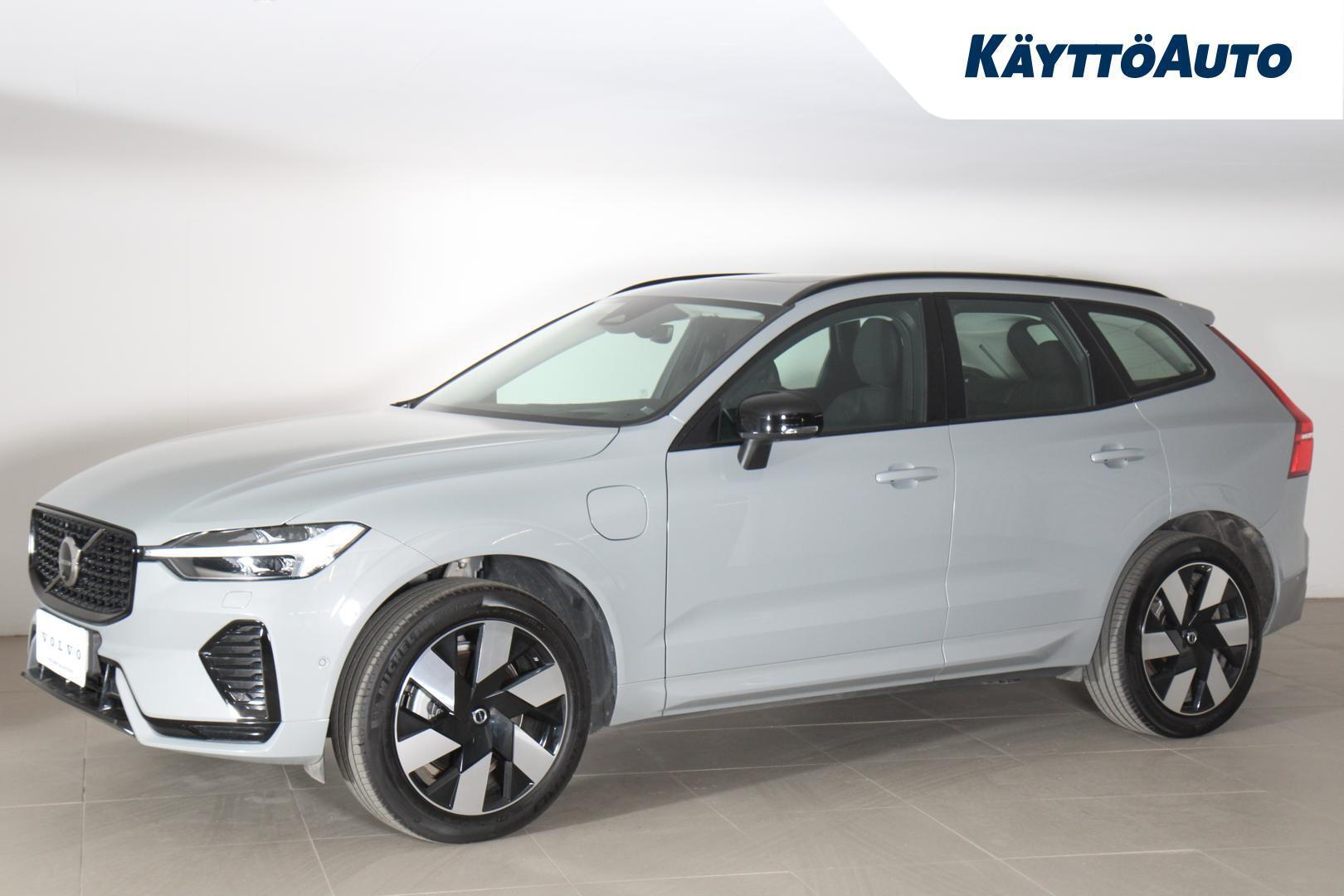 VOLVO XC60 2023