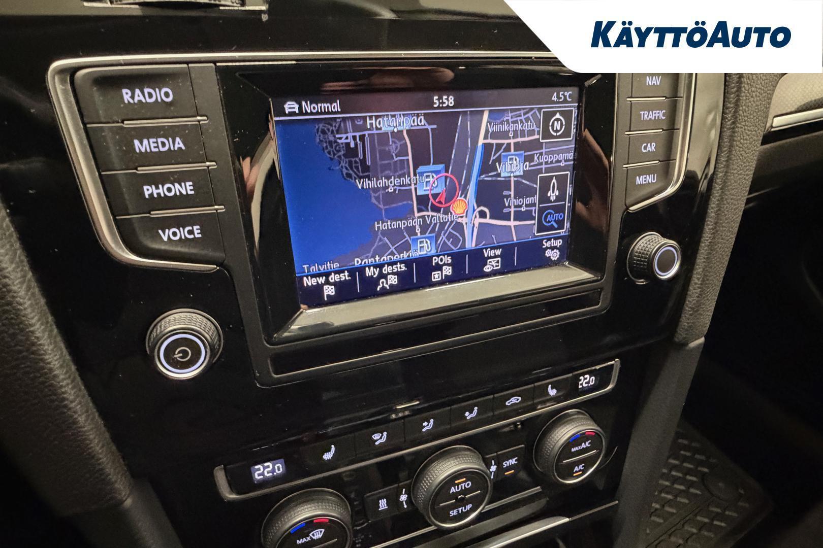 VOLKSWAGEN Golf 2014