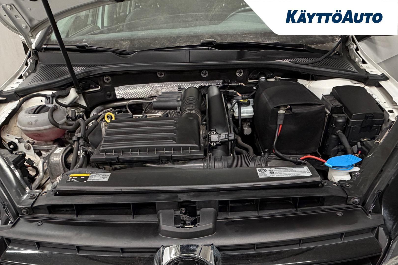 VOLKSWAGEN Golf 2014