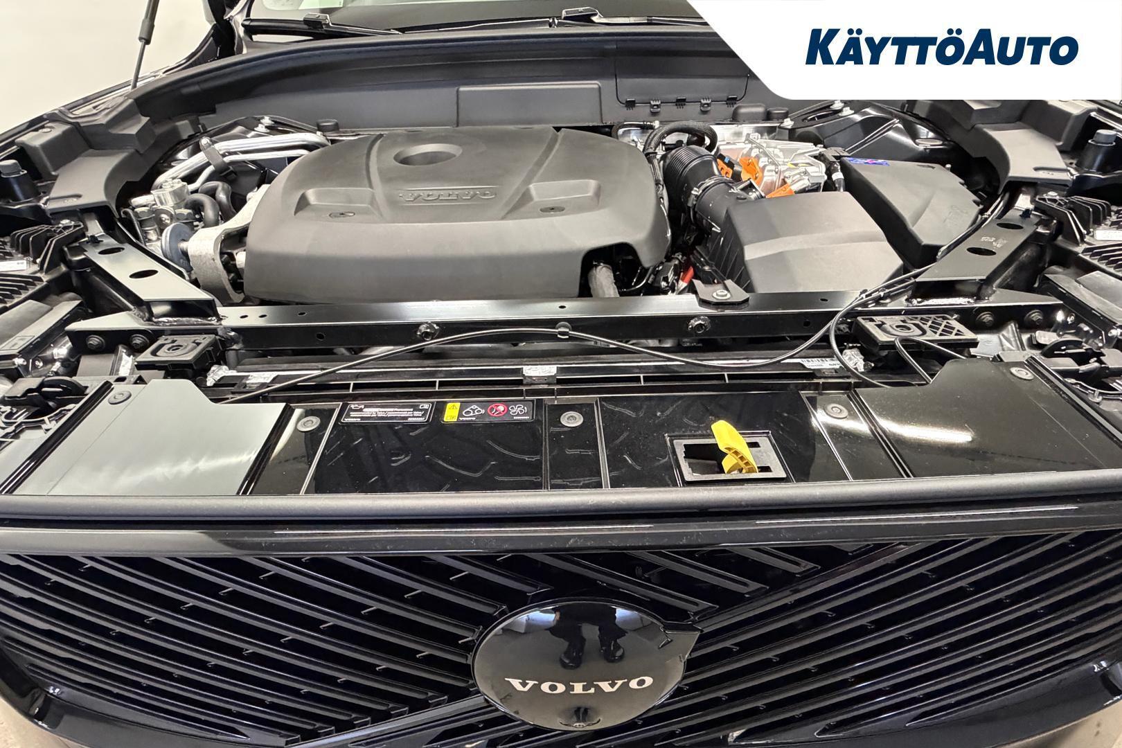 VOLVO XC60 25