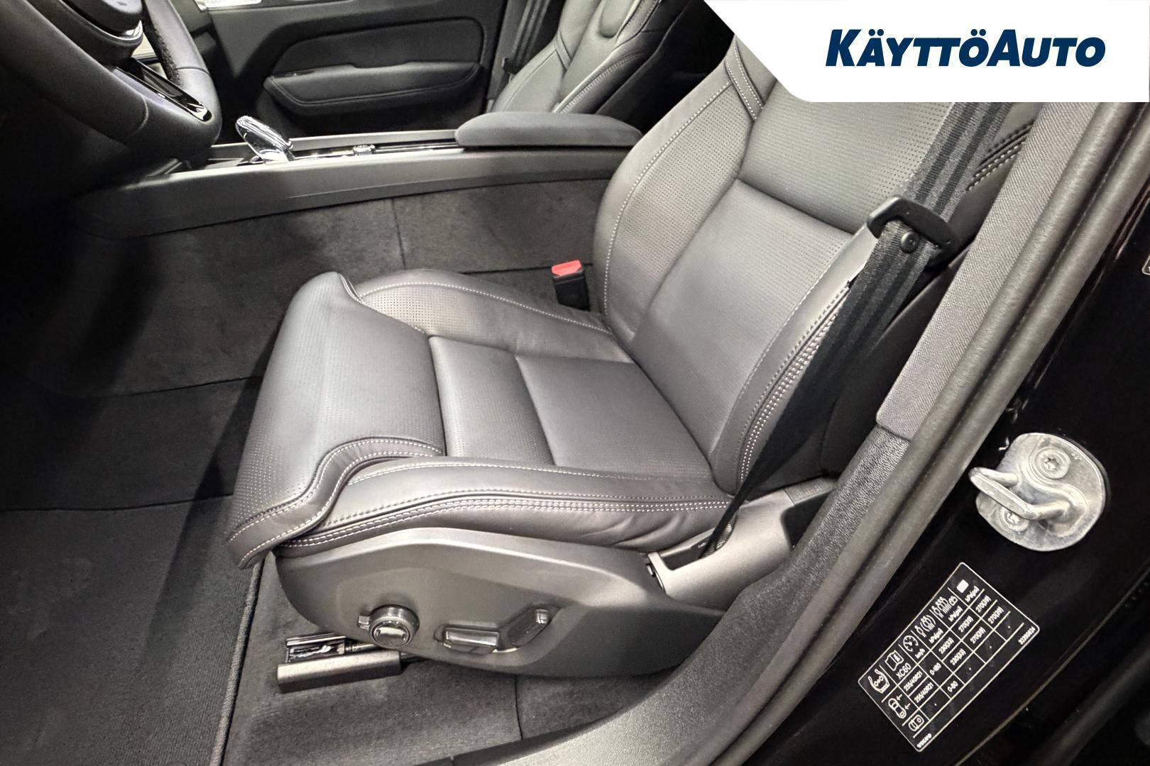 VOLVO XC60 5