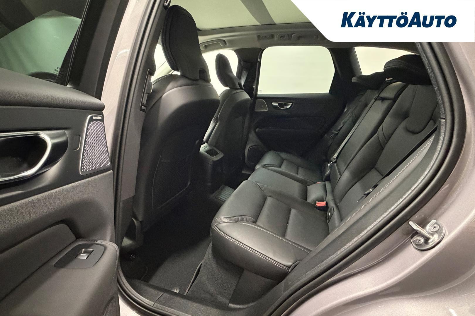 VOLVO XC60 2027