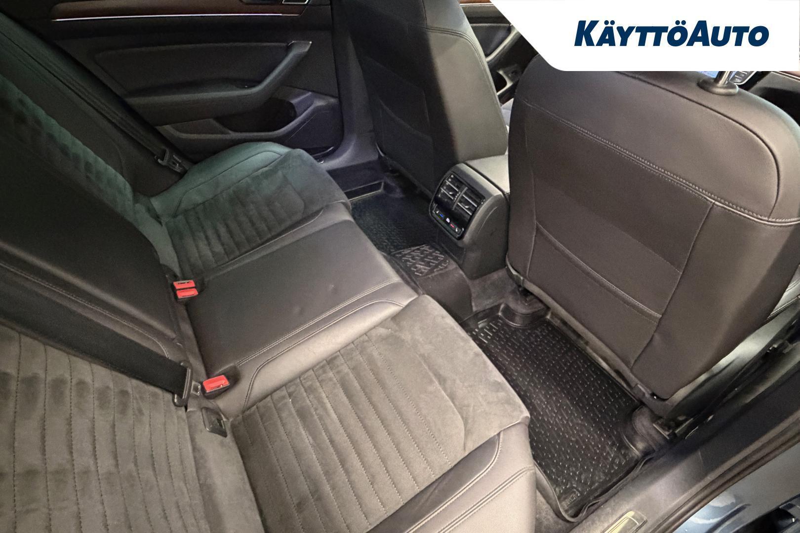 VOLKSWAGEN Passat 2015