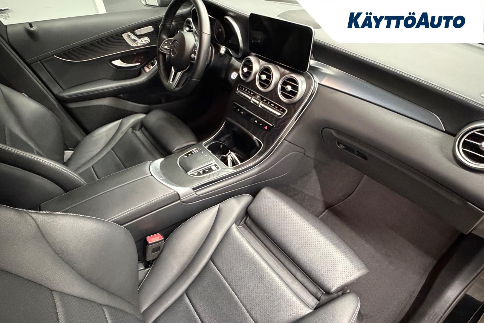 MERCEDES-BENZ GLC 2021