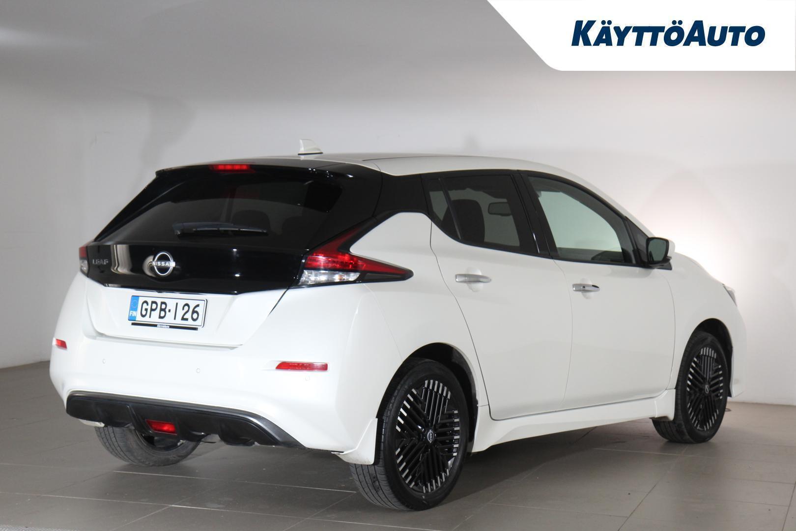 NISSAN Leaf 8