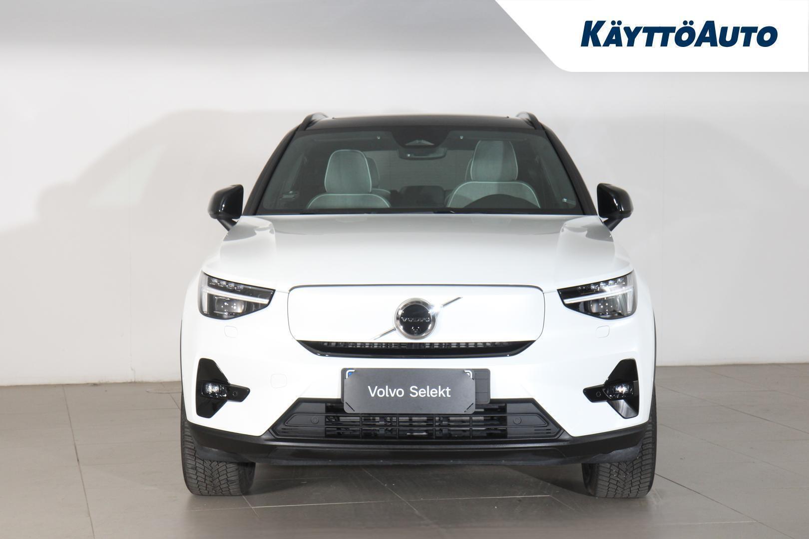 VOLVO XC40 3