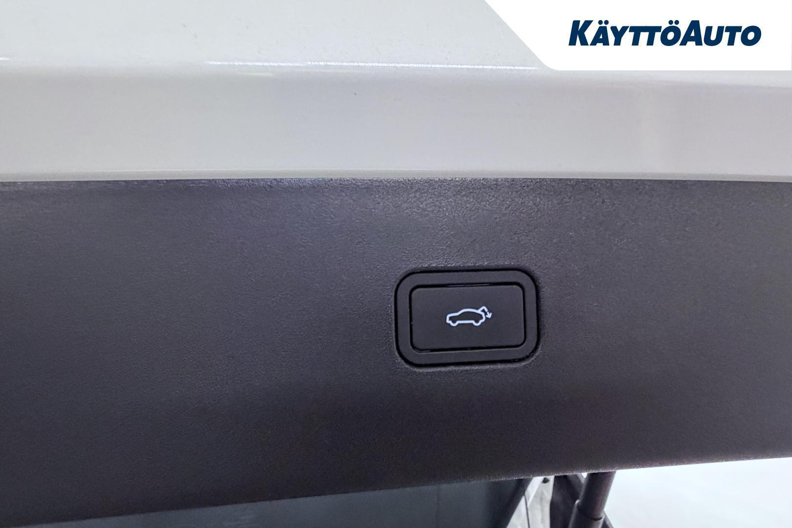 VOLVO EX30 2025
