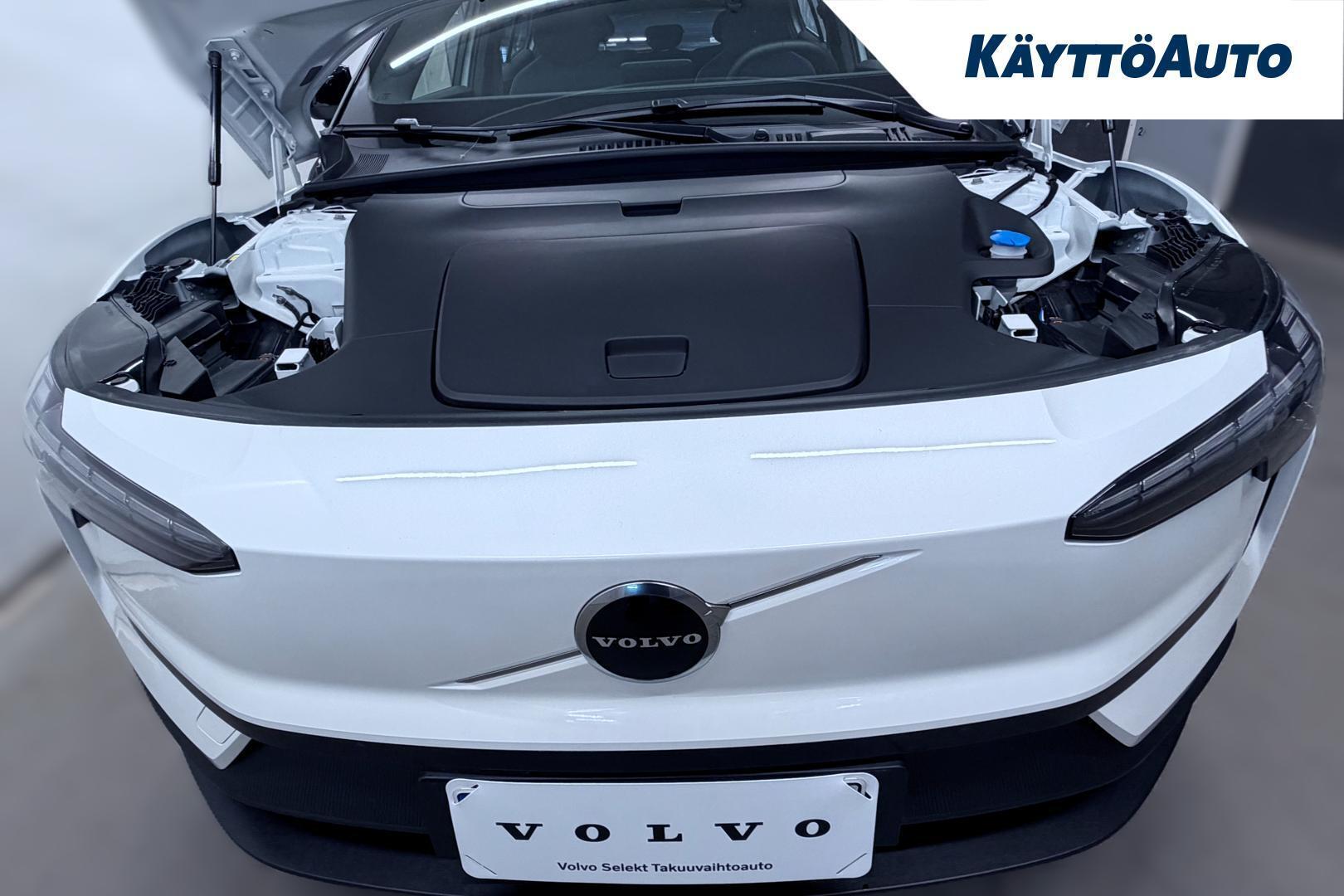 VOLVO EX30 2025