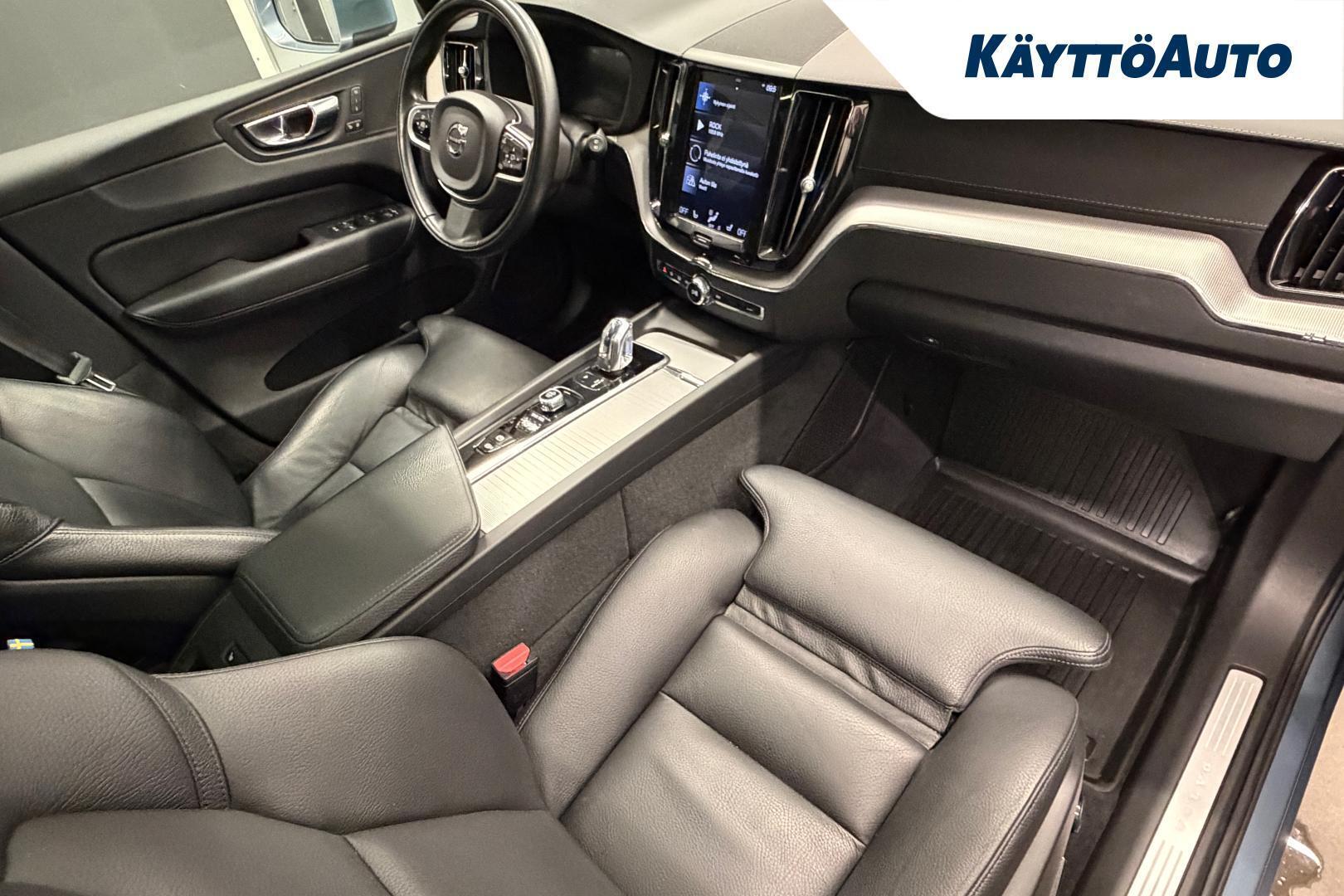 VOLVO XC60 2018