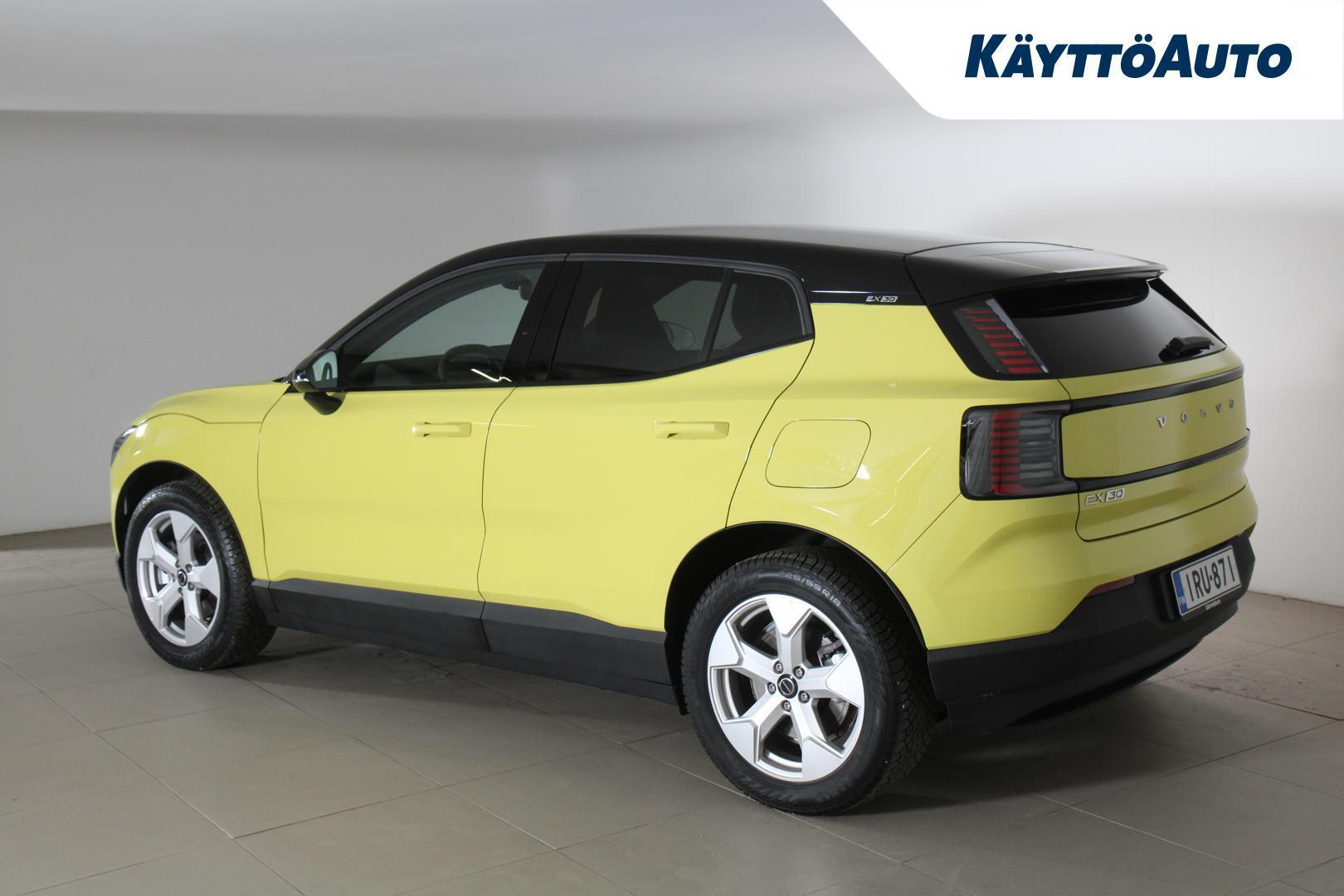 VOLVO EX30 2025