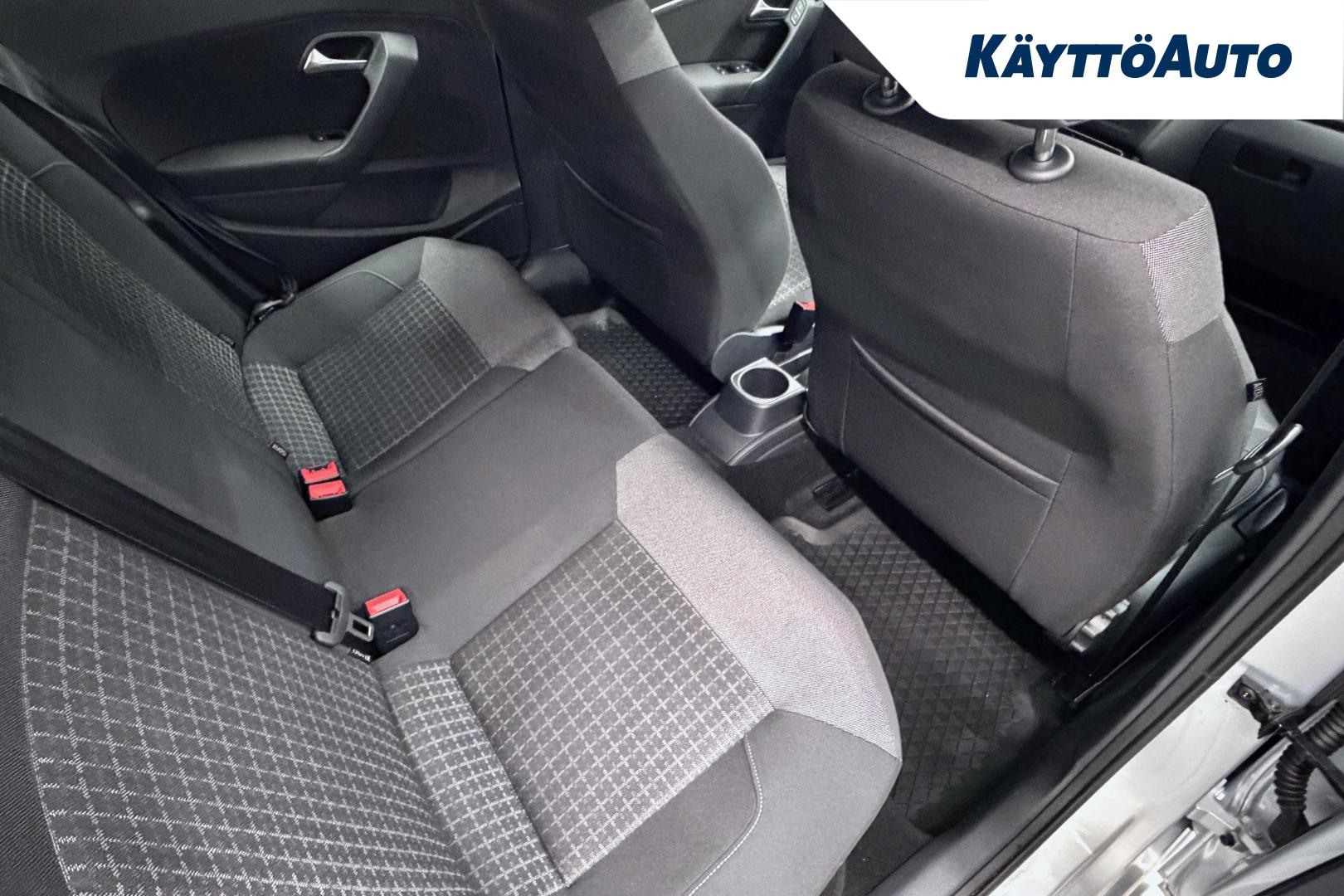 VOLKSWAGEN Polo 2017