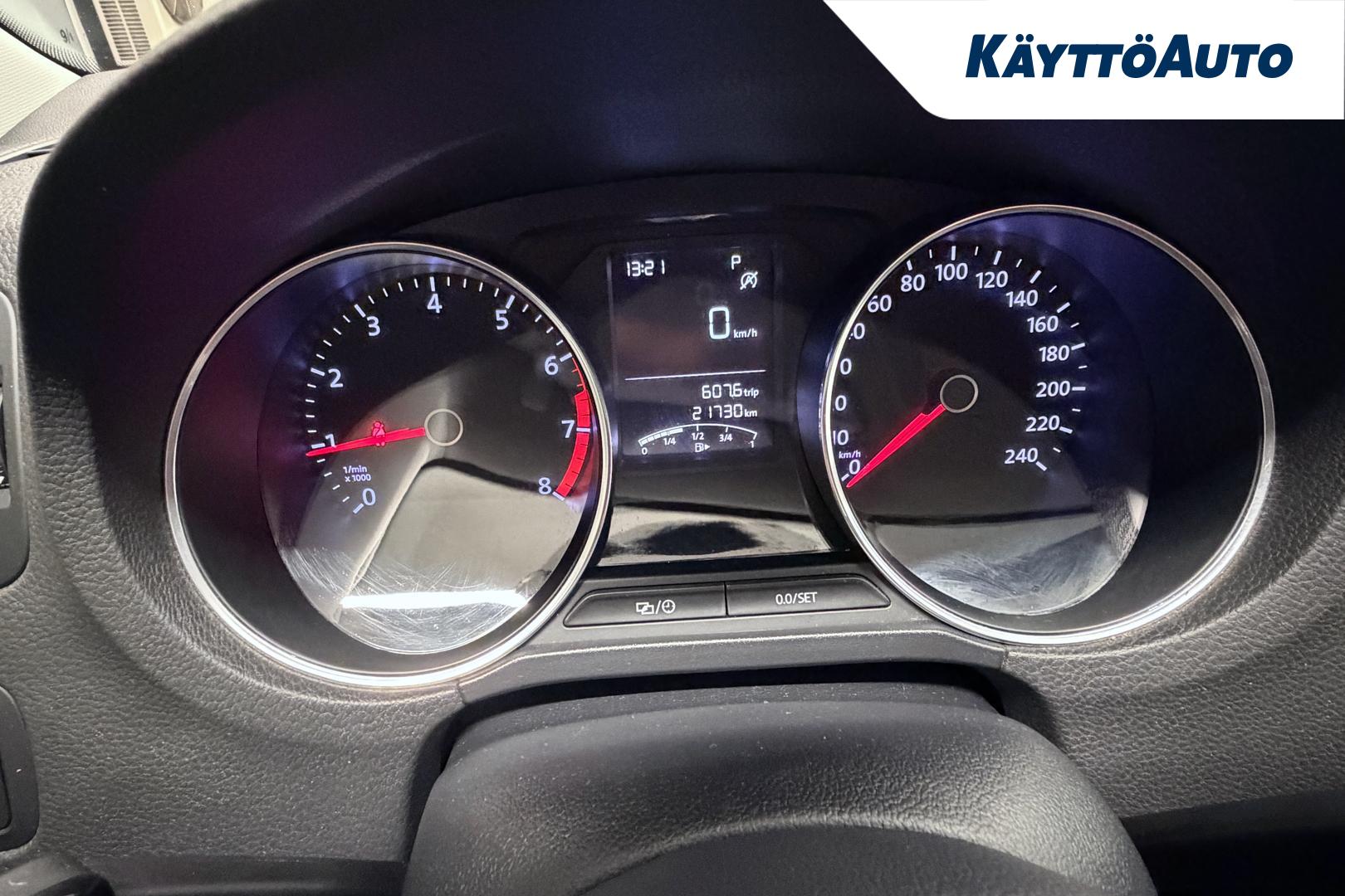 VOLKSWAGEN Polo 2017