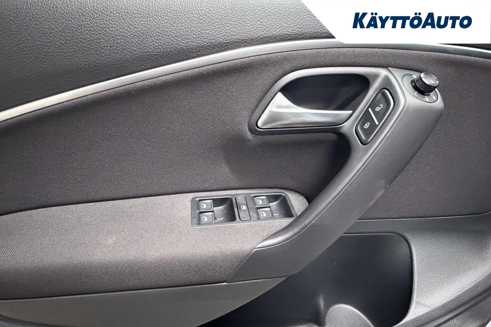 VOLKSWAGEN Polo 2017